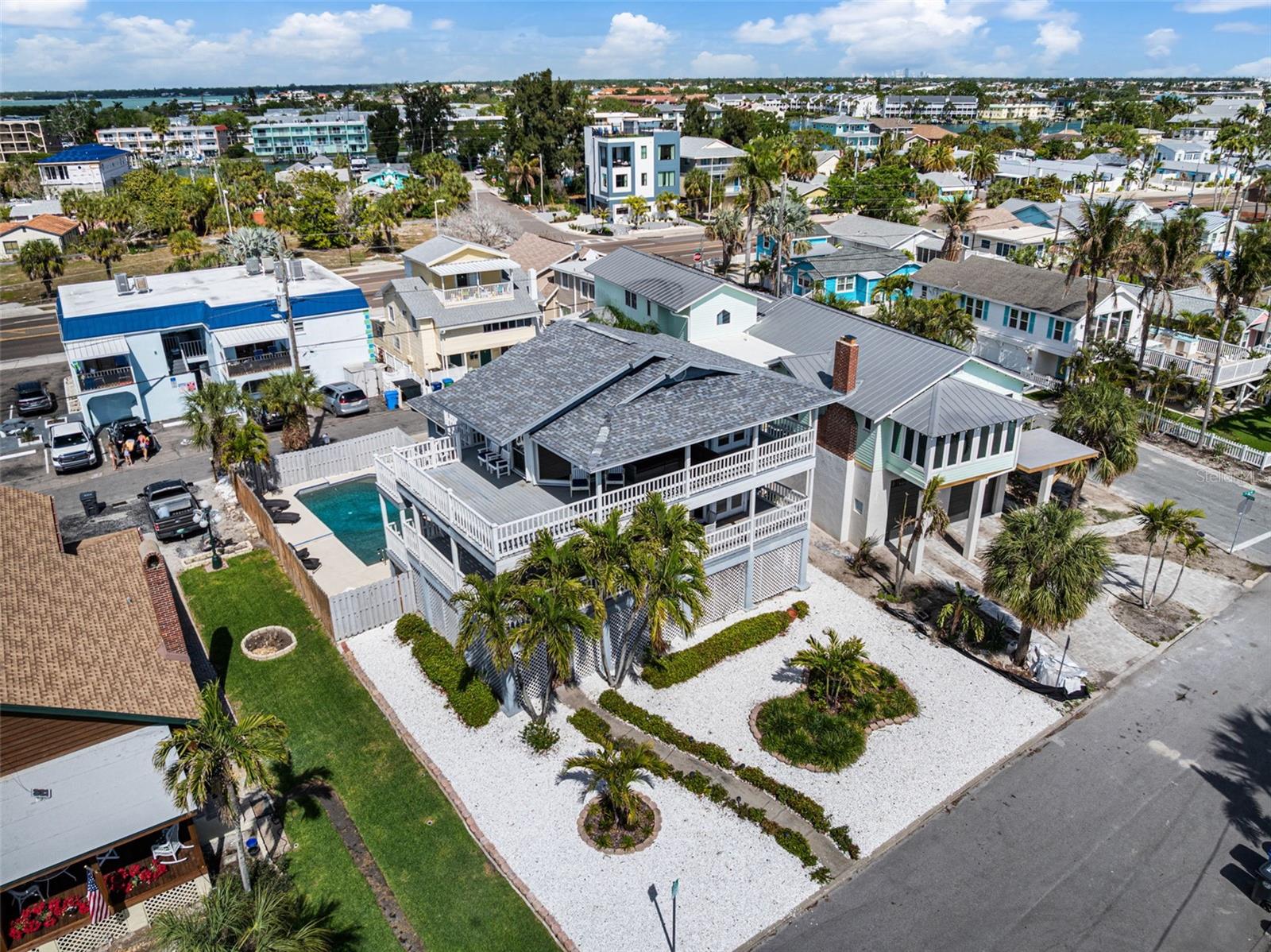 Listing photo id 1 for 12505 Sunshine Lane