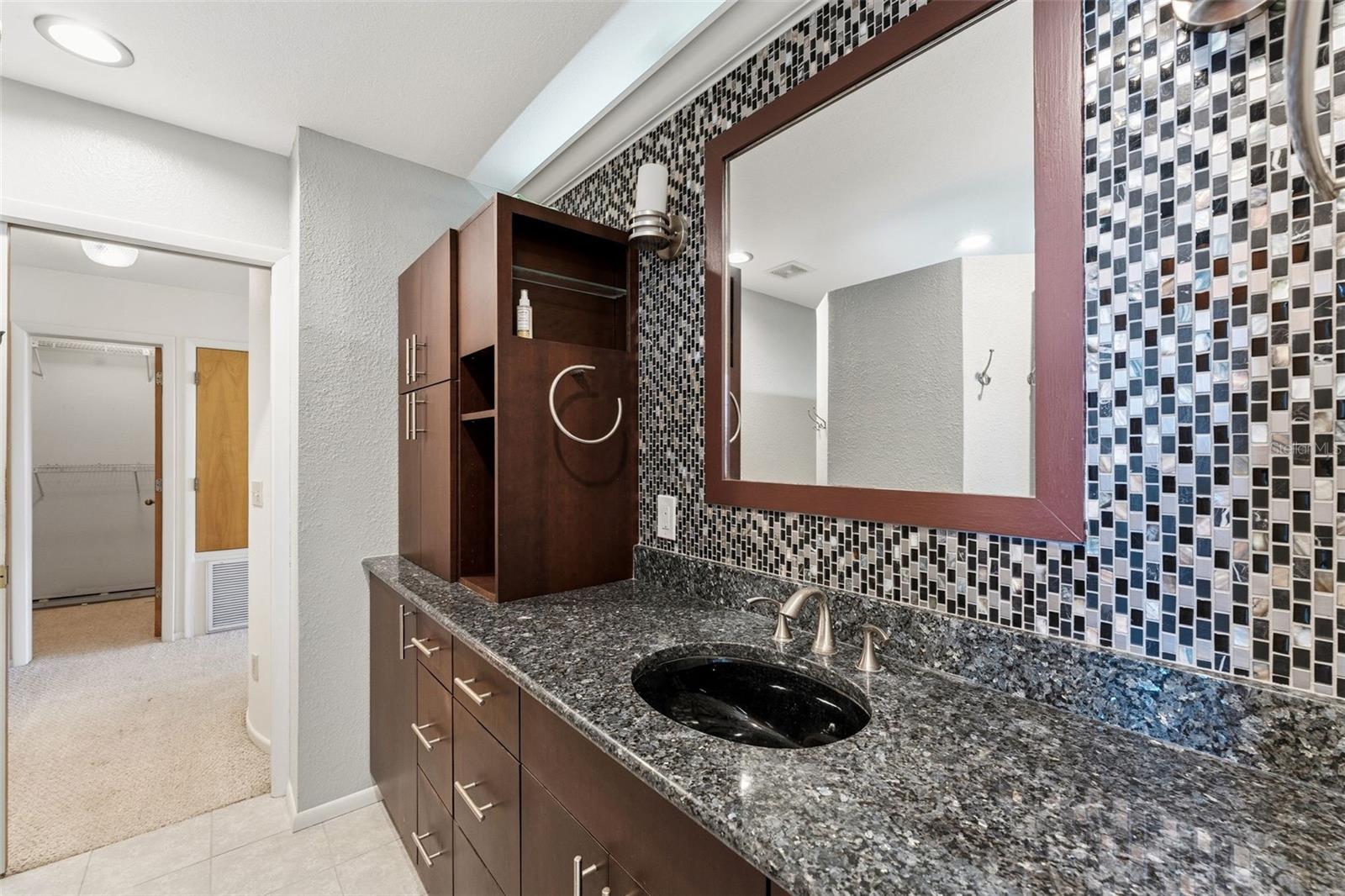 Listing photo id 34 for 12505 Sunshine Lane