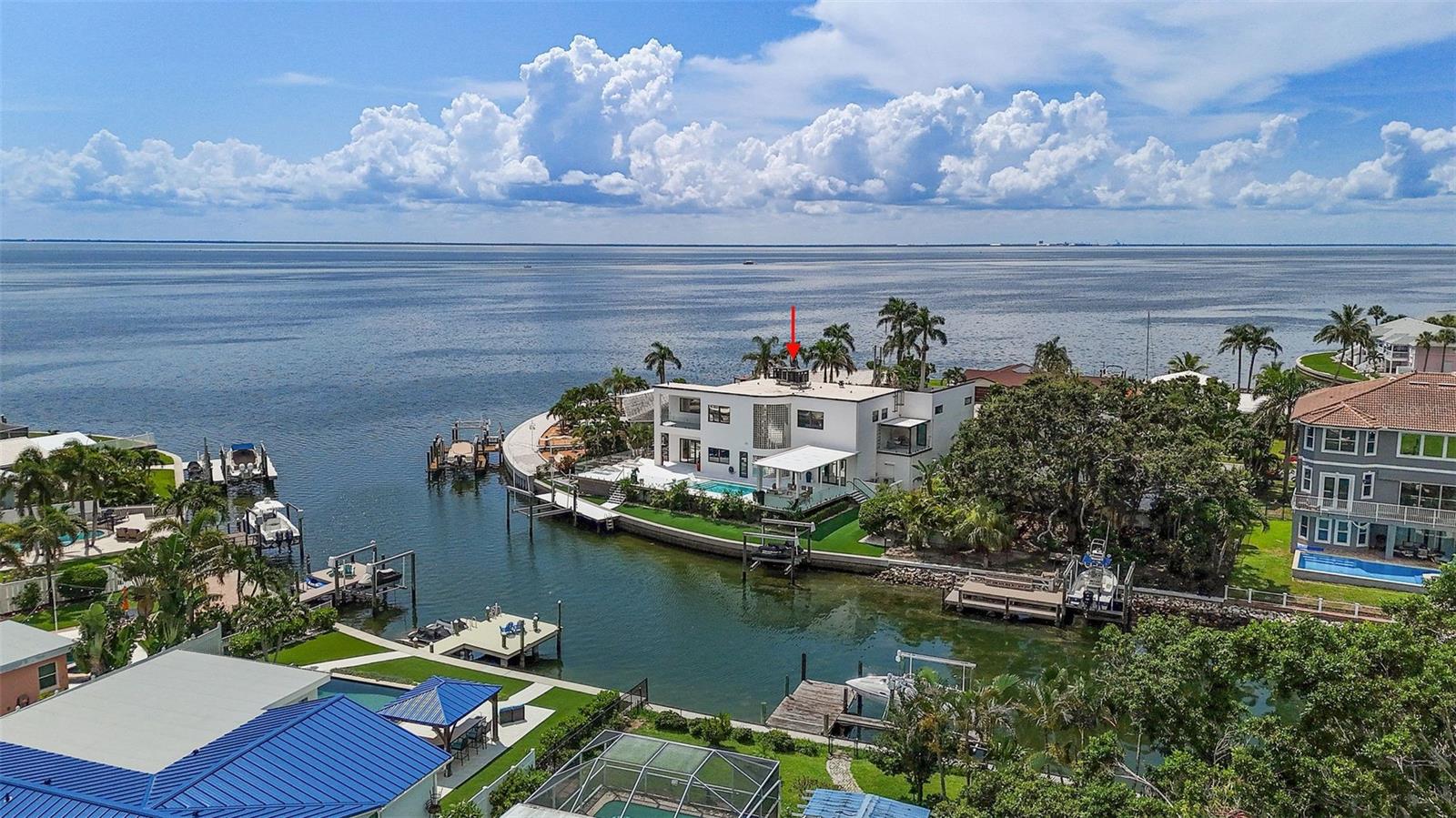 Image 57 of 59 For 585 Dolphin Avenue Se