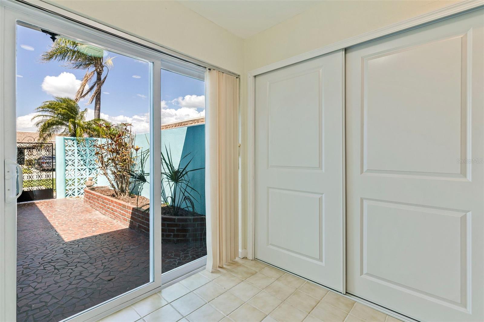 Image 37 of 51 For 354 Boca Ciega Point Boulevard