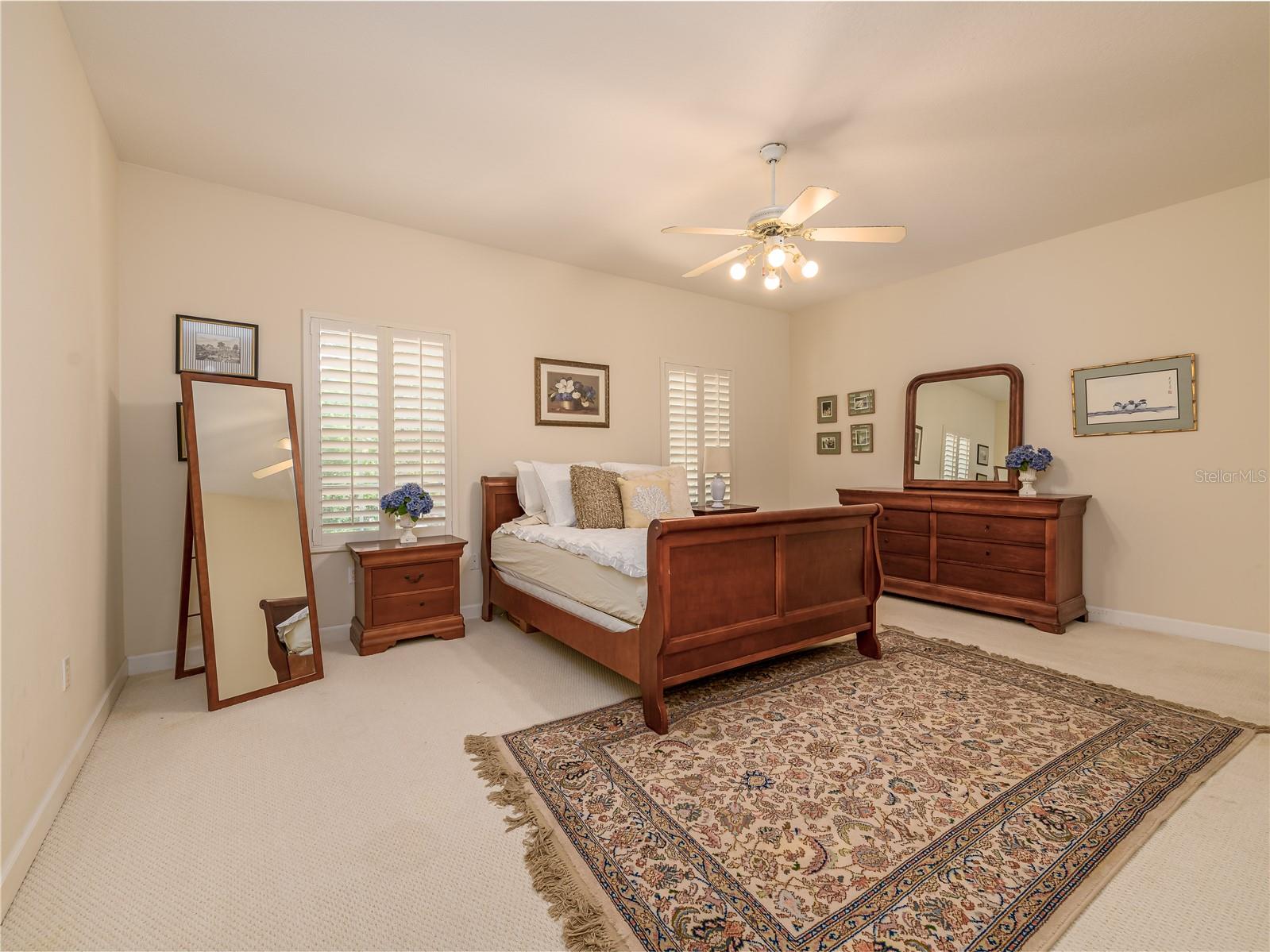 Image 22 of 43 For 204 Lincoln Avenue