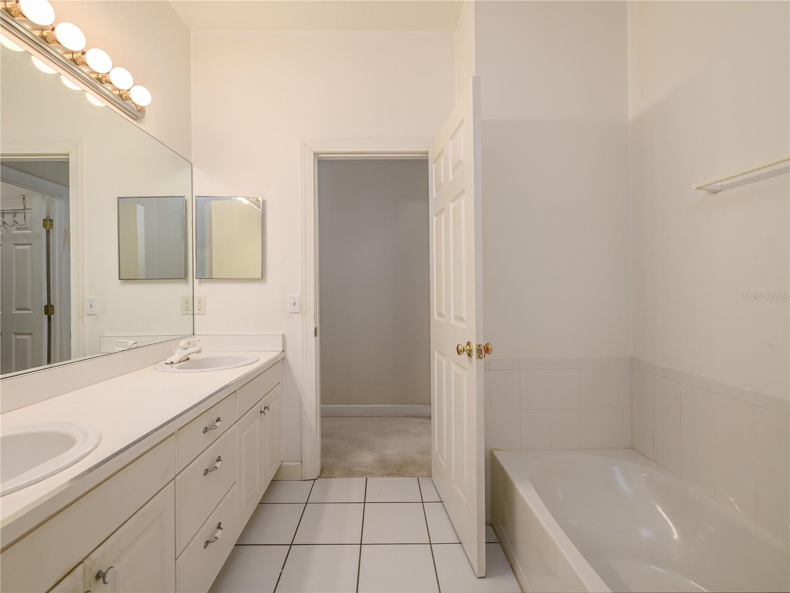 Image 26 of 43 For 204 Lincoln Avenue