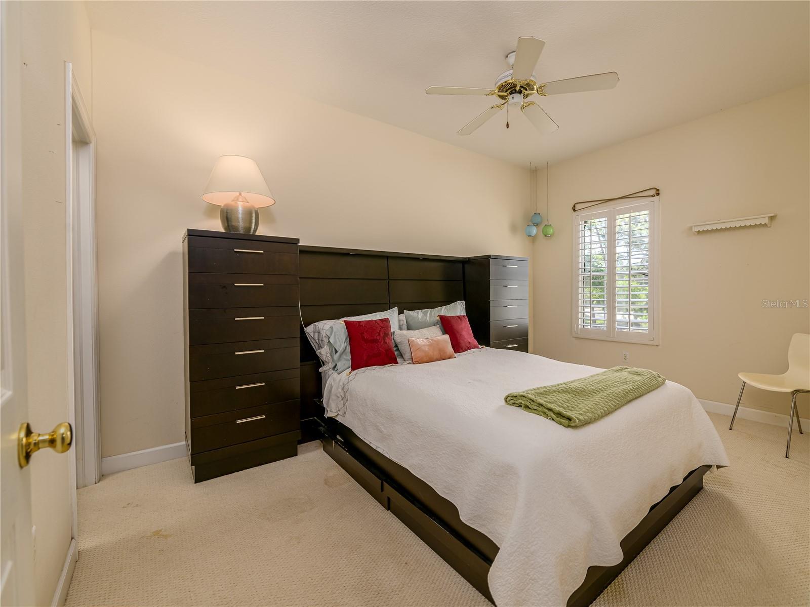 Image 30 of 43 For 204 Lincoln Avenue