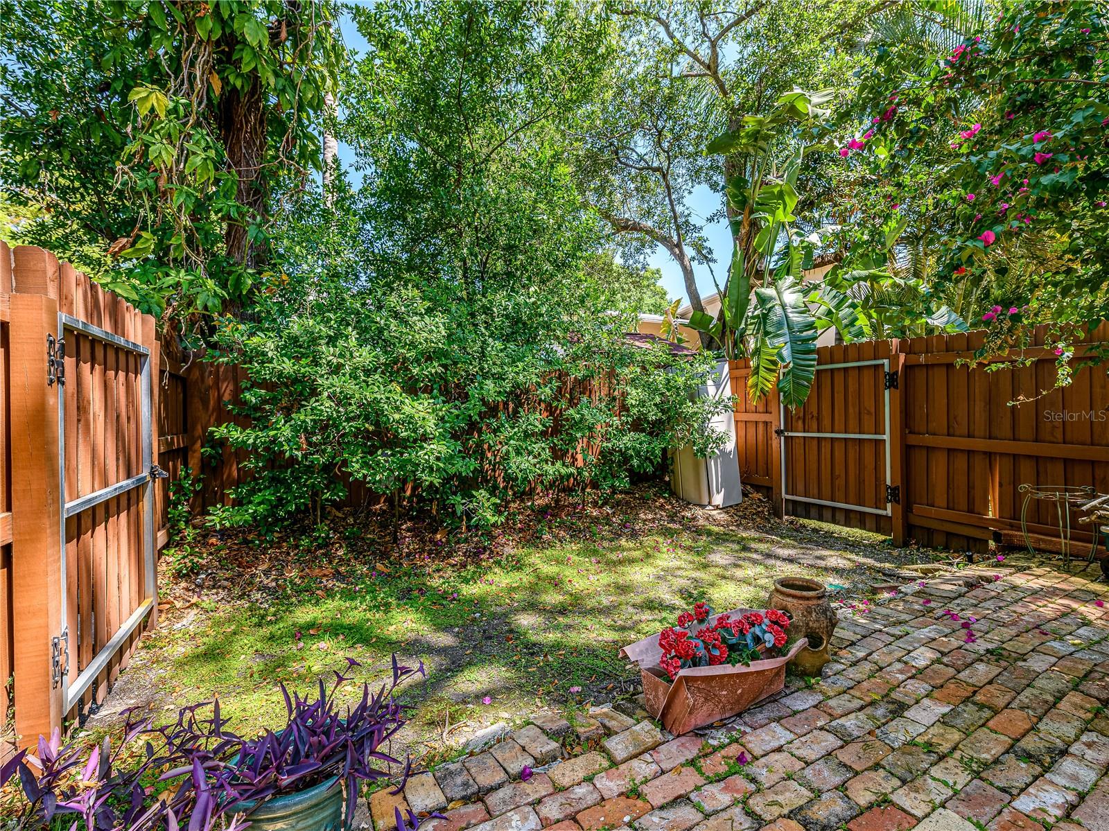 Image 36 of 43 For 204 Lincoln Avenue