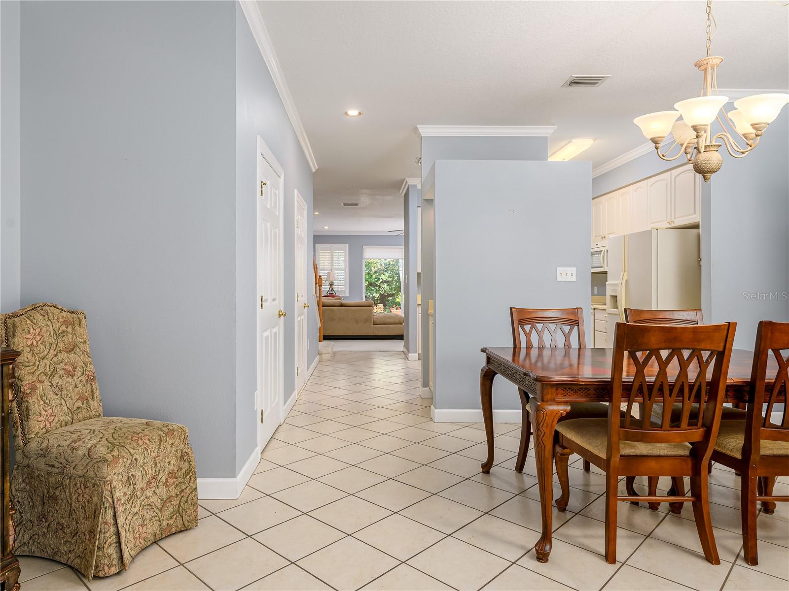 Image 5 of 43 For 204 Lincoln Avenue