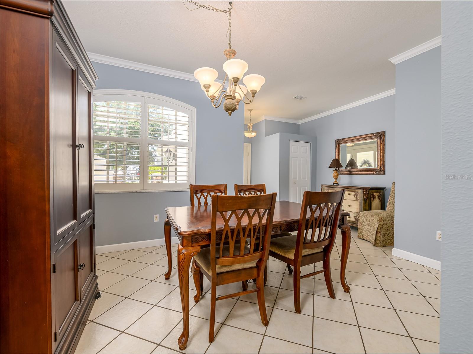 Image 8 of 43 For 204 Lincoln Avenue