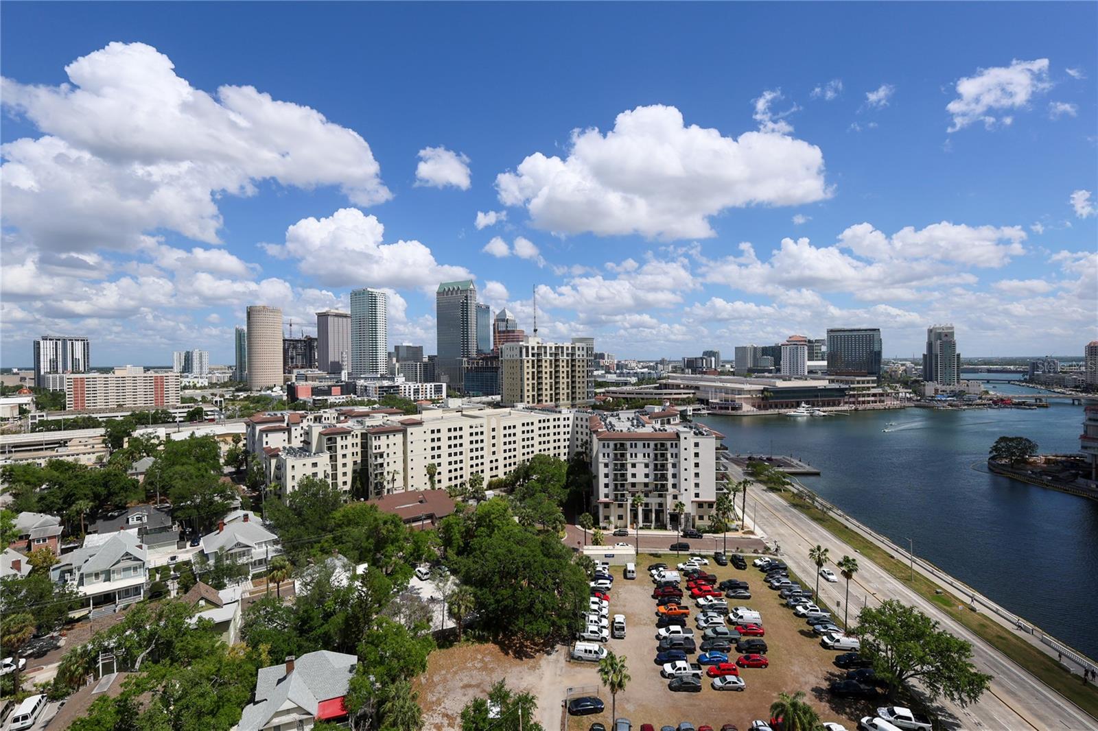 Image 27 of 35 For 345 Bayshore Boulevard 1708