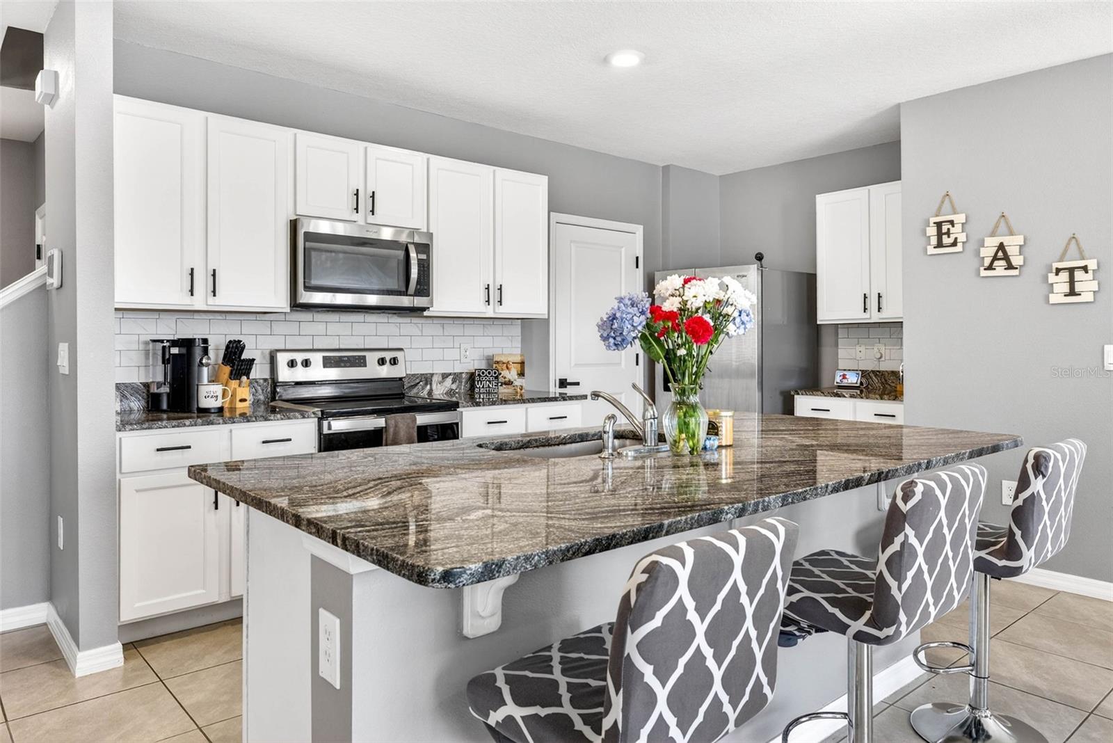 Image 8 of 70 For 33608 Barberry Leaf Way