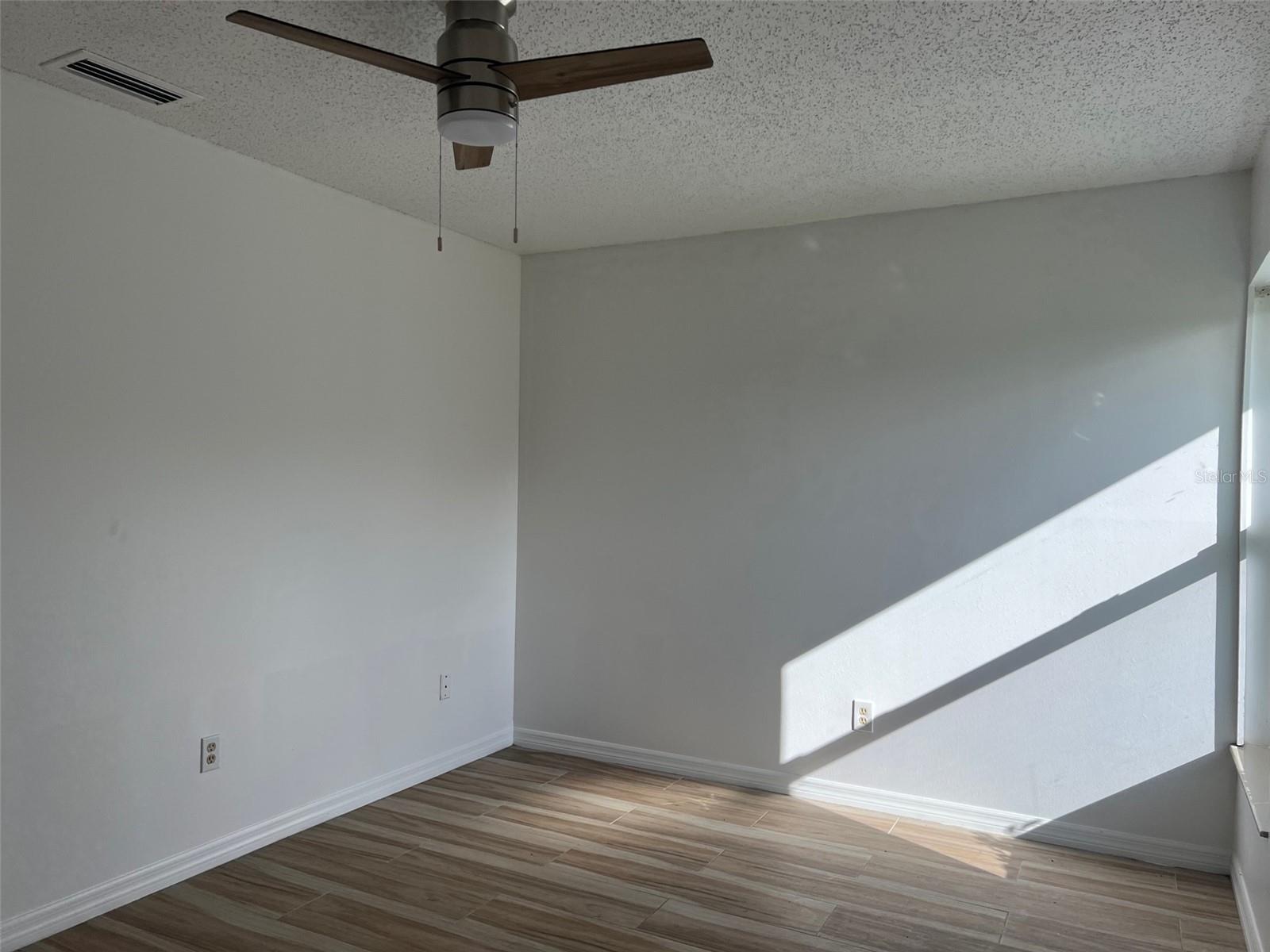 Image 29 of 39 For 8119 San Bernardino Drive