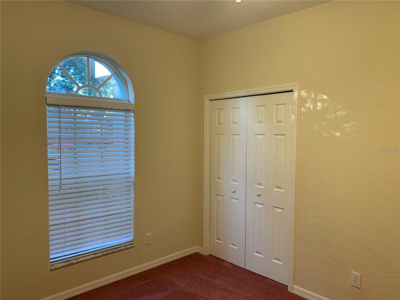 Image 13 of 35 For 10724 Banfield Drive