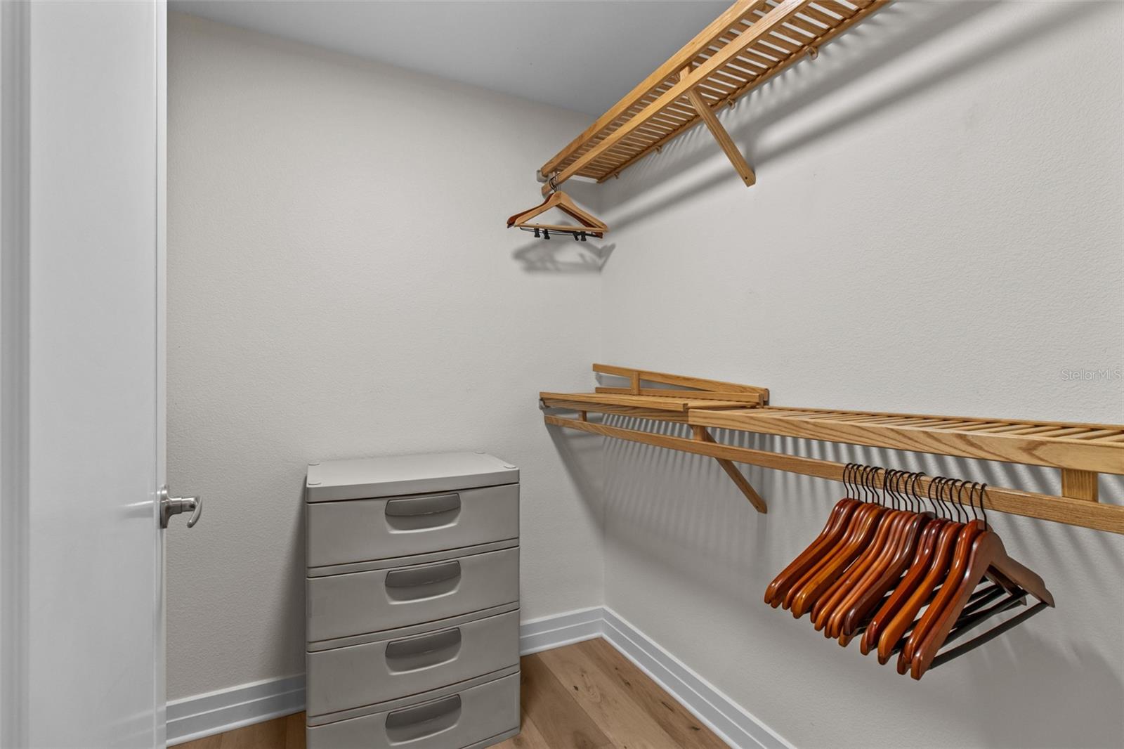 Image 26 of 66 For 331 Cleveland Street 2102