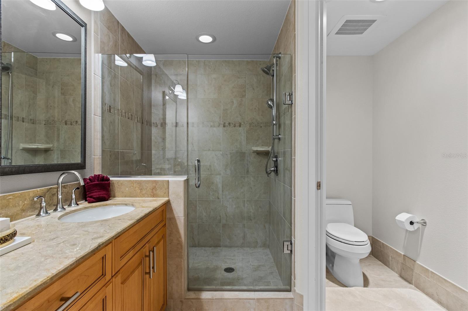 Image 28 of 66 For 331 Cleveland Street 2102