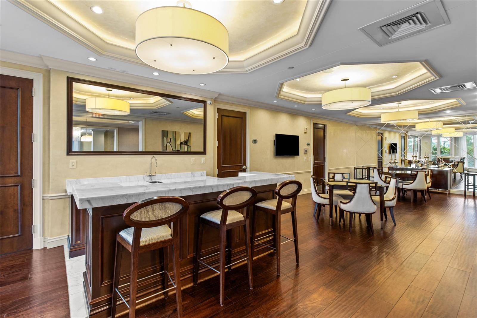 Image 42 of 66 For 331 Cleveland Street 2102