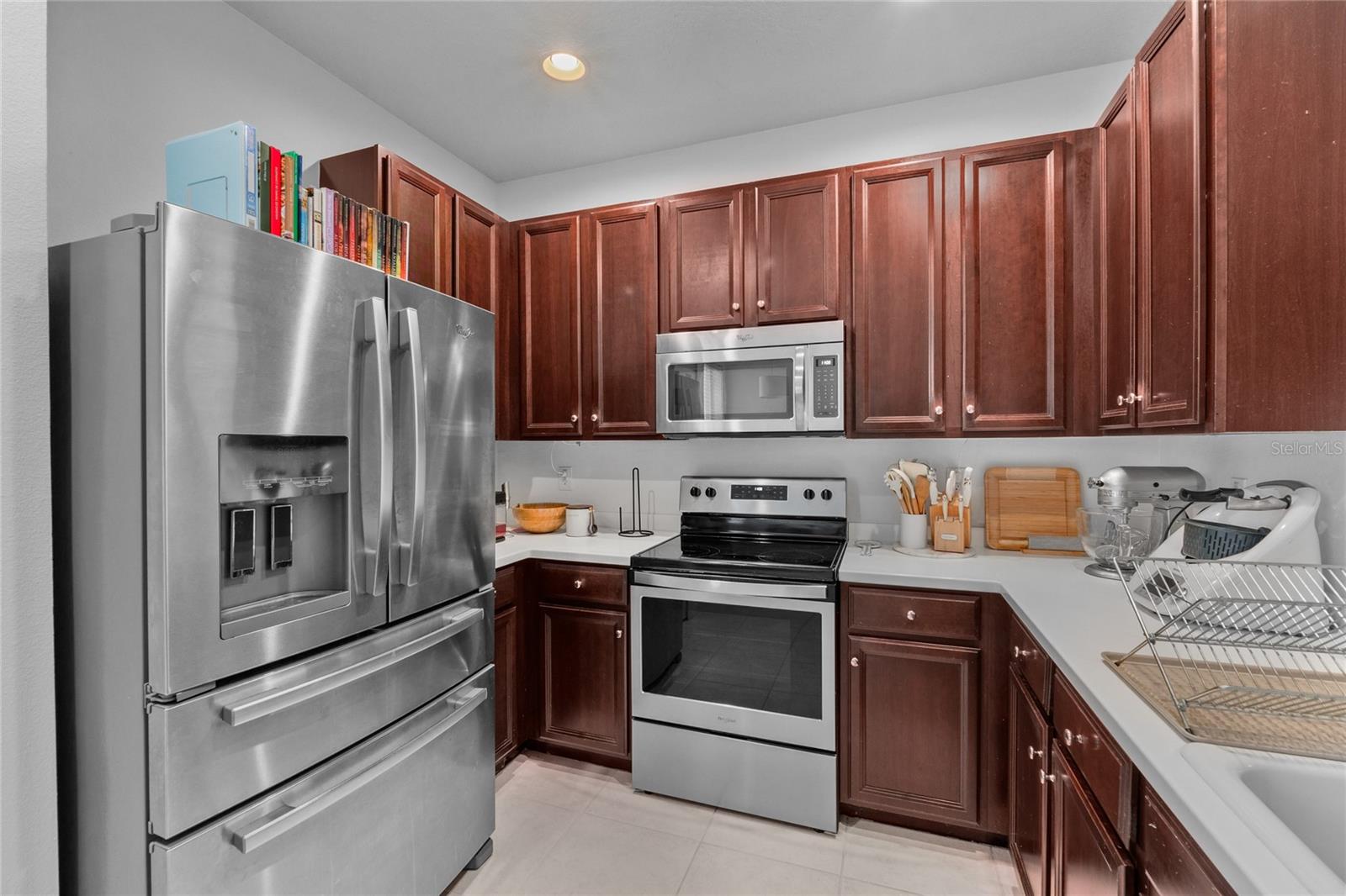 Image 19 of 34 For 9410 Georgian Park Lane 105