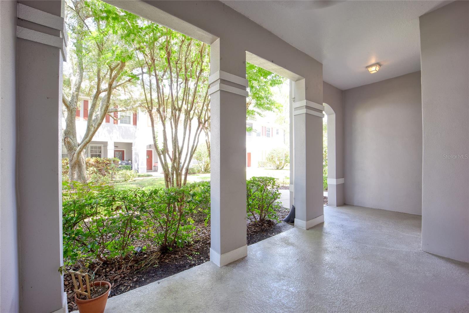 Image 9 of 34 For 9410 Georgian Park Lane 105