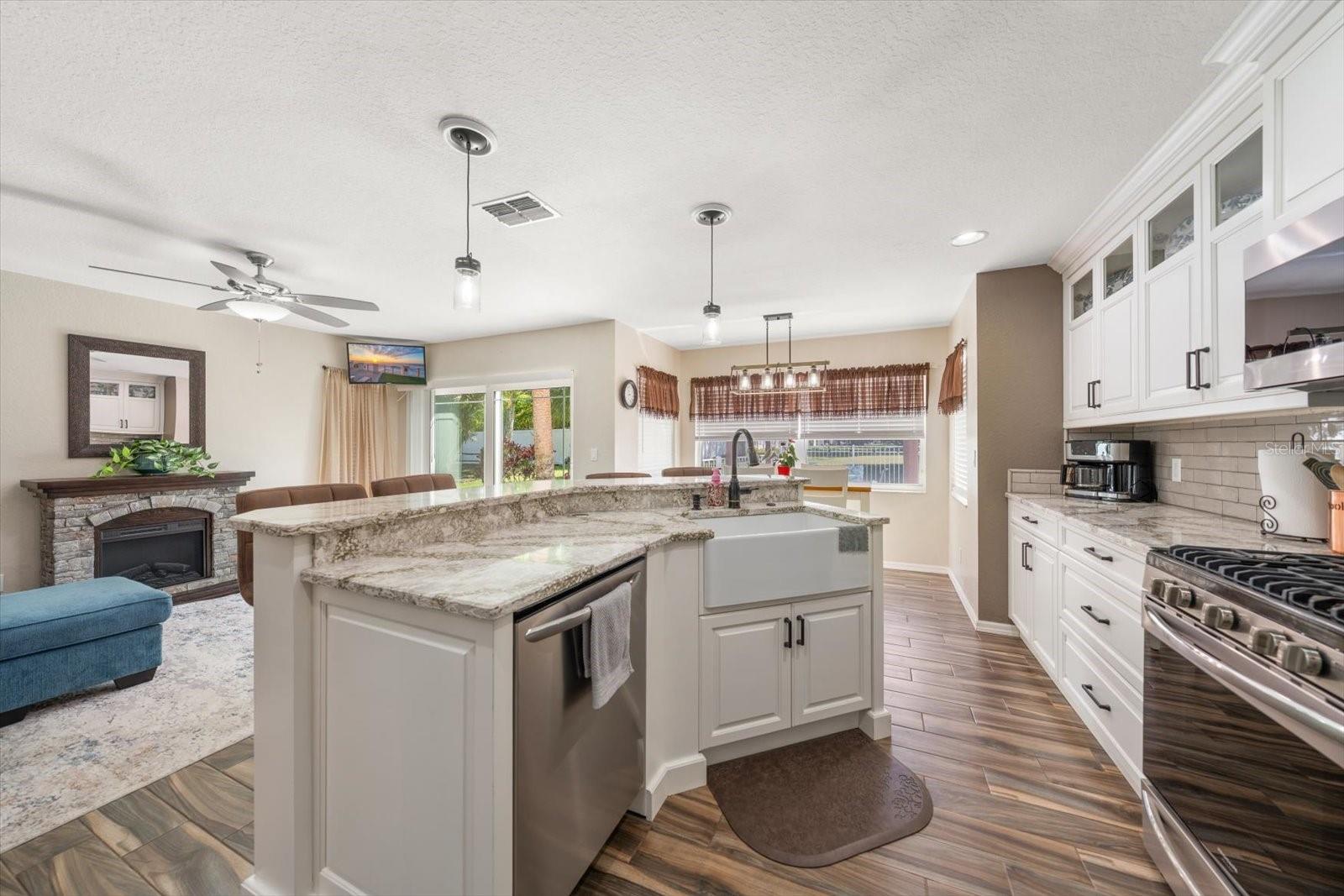 Image 9 of 32 For 1633 Haywick Terrace