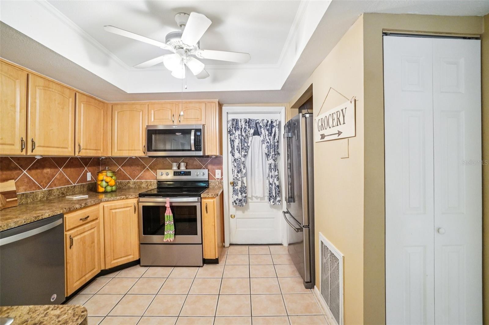 Image 16 of 36 For 17803 Sunrise Drive