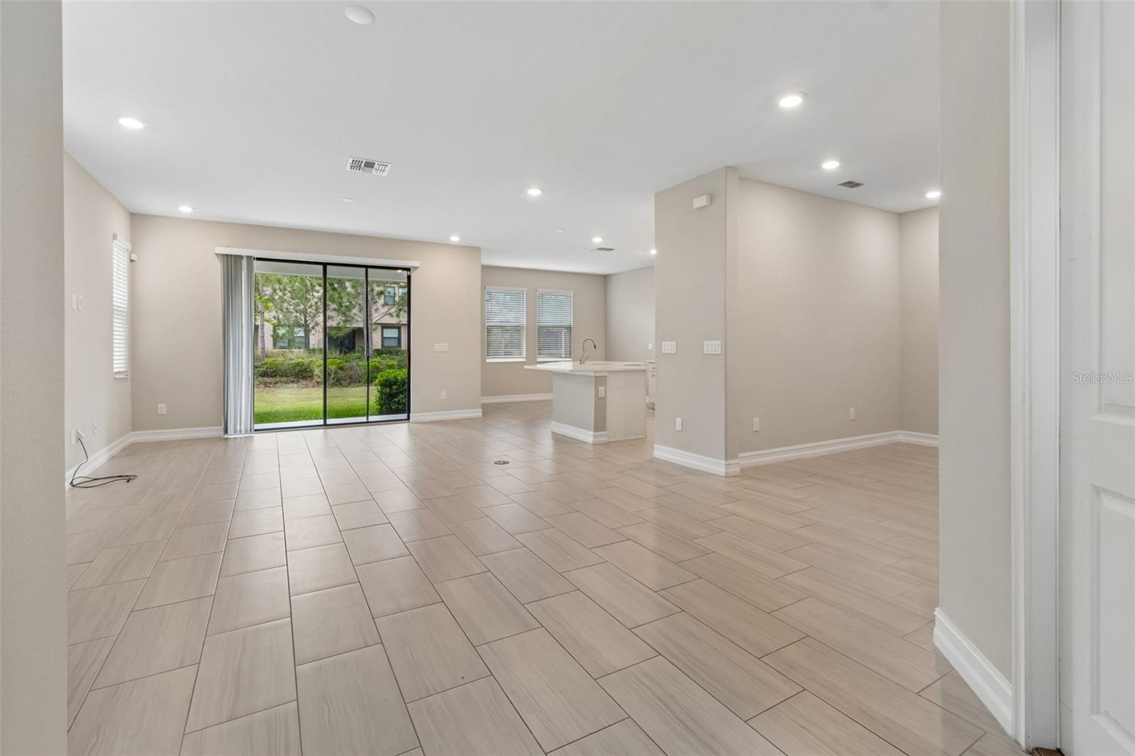 Image 10 of 100 For 4565 Ancona Way