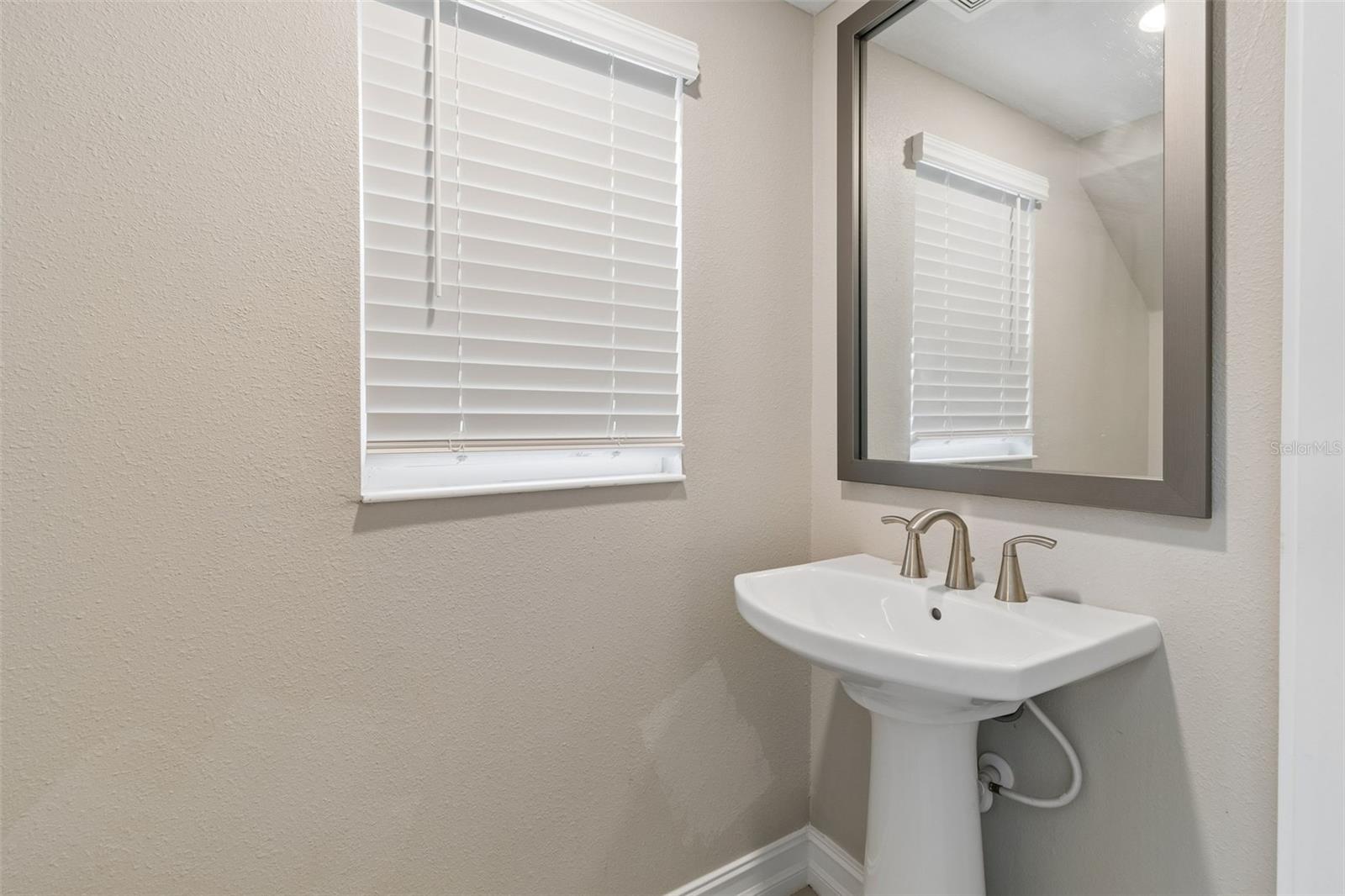 Image 11 of 100 For 4565 Ancona Way