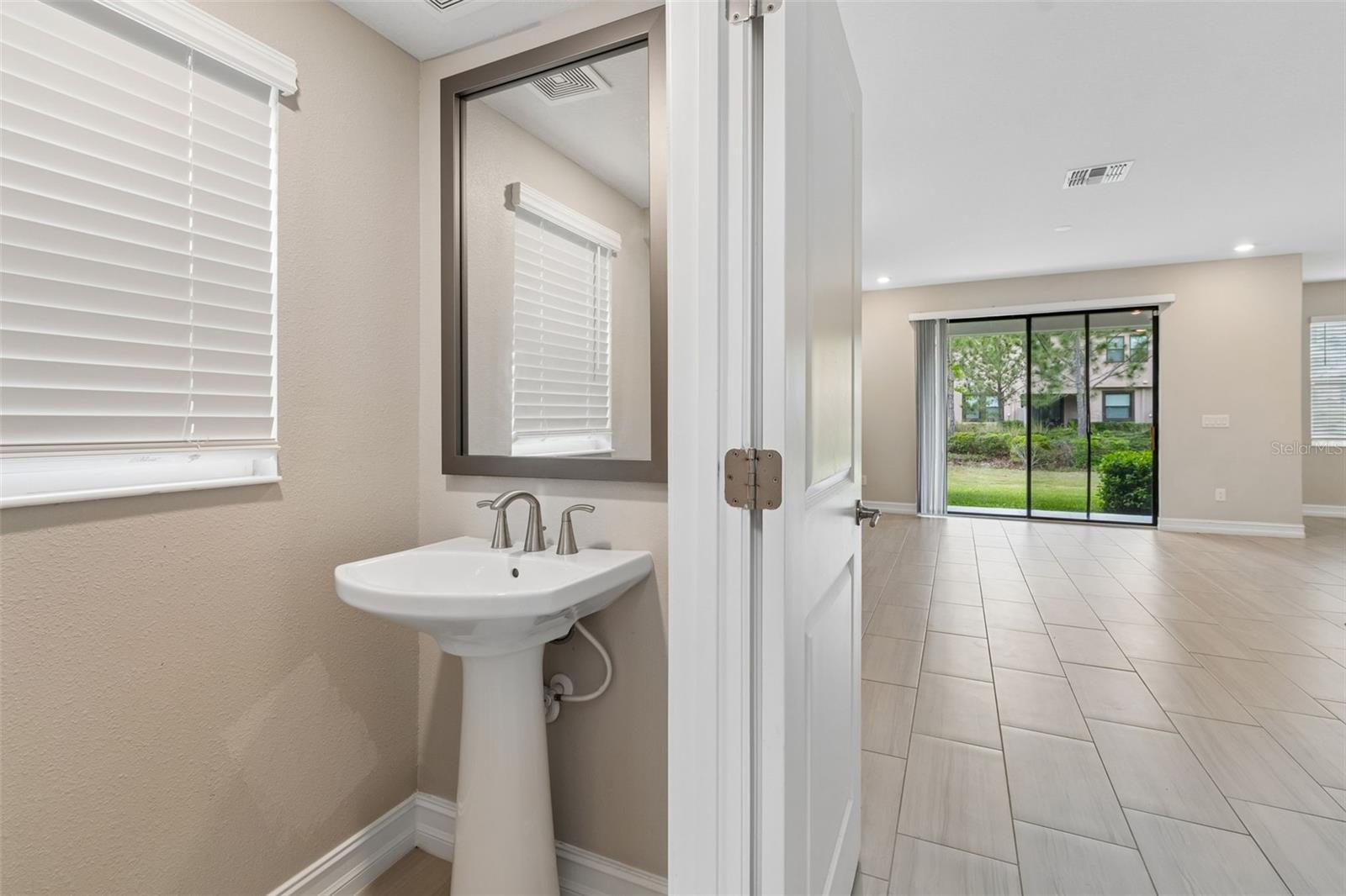 Image 13 of 100 For 4565 Ancona Way