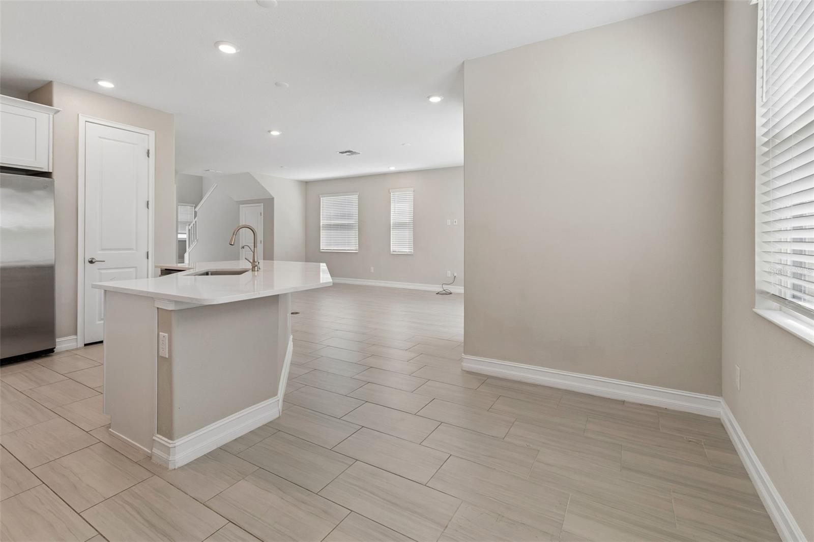 Image 27 of 100 For 4565 Ancona Way