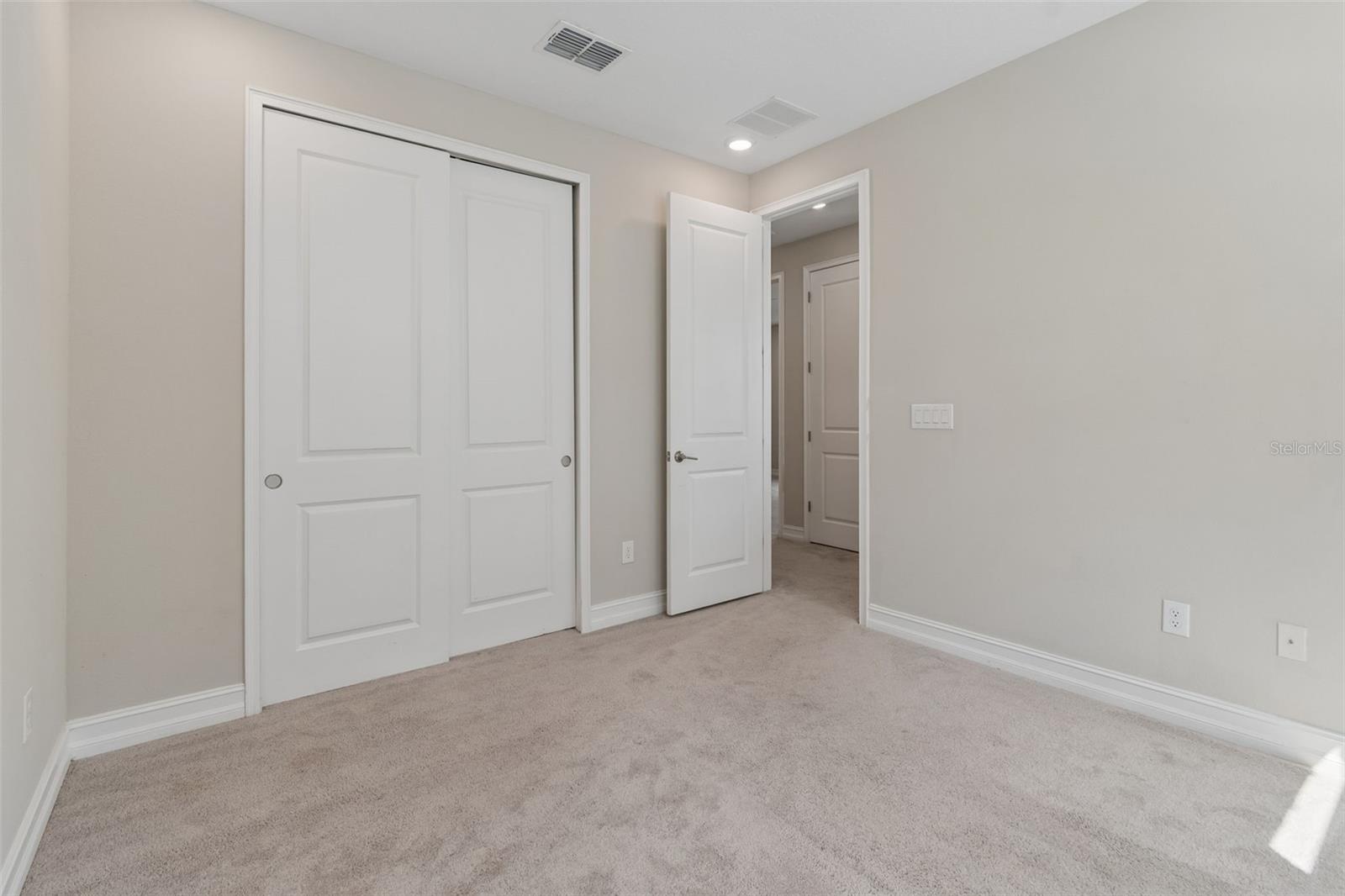 Image 33 of 100 For 4565 Ancona Way