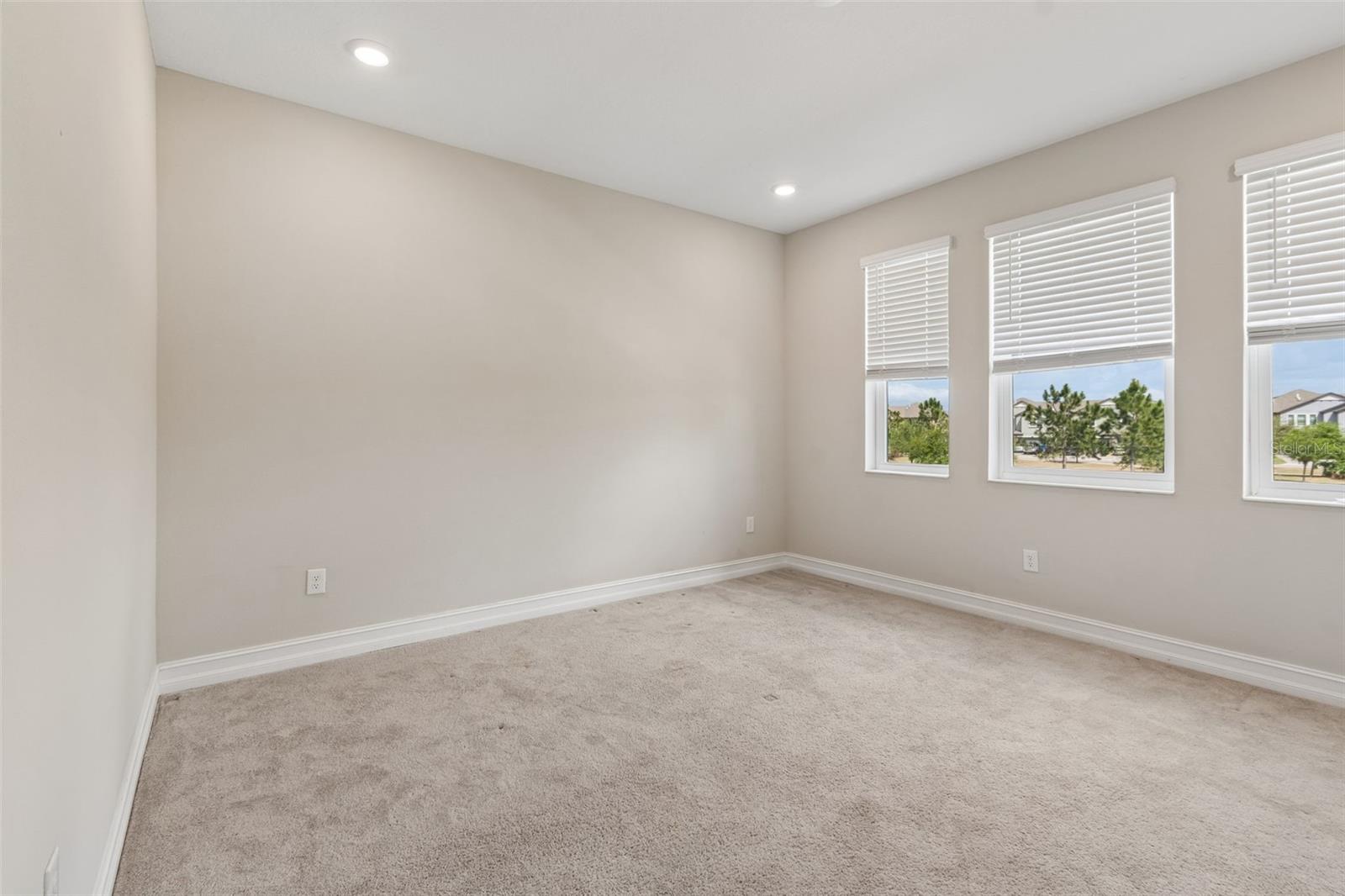 Image 35 of 100 For 4565 Ancona Way