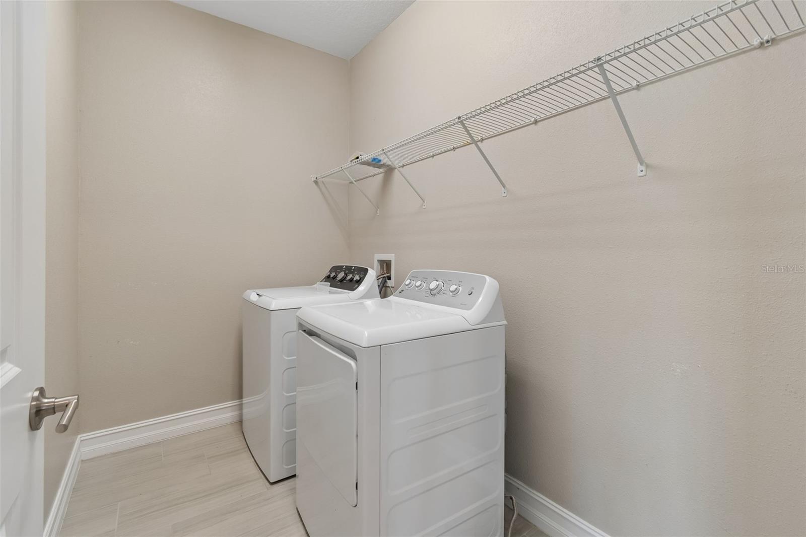 Image 40 of 100 For 4565 Ancona Way