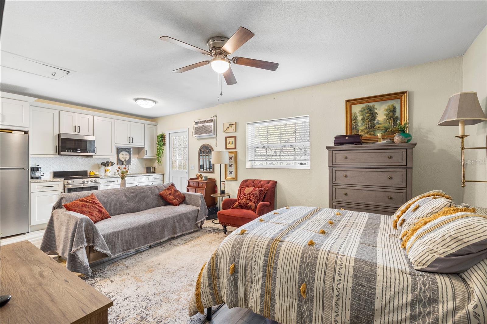 Image 11 of 68 For 7001 Twelve Oaks Boulevard