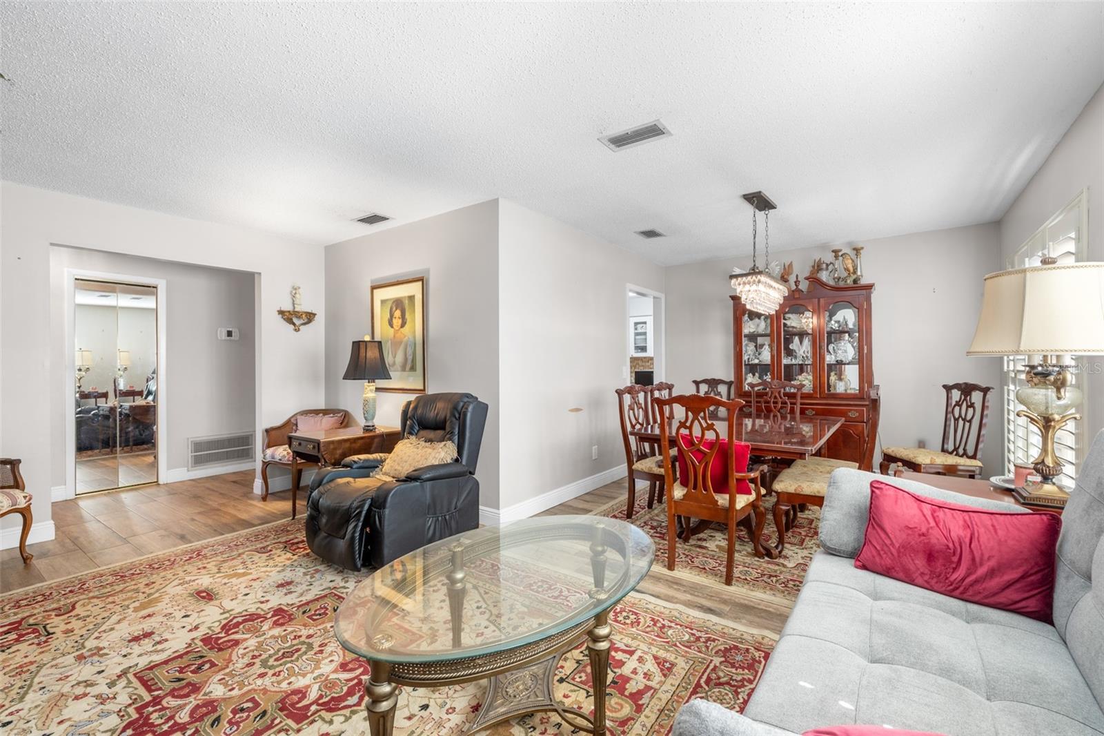 Image 16 of 68 For 7001 Twelve Oaks Boulevard