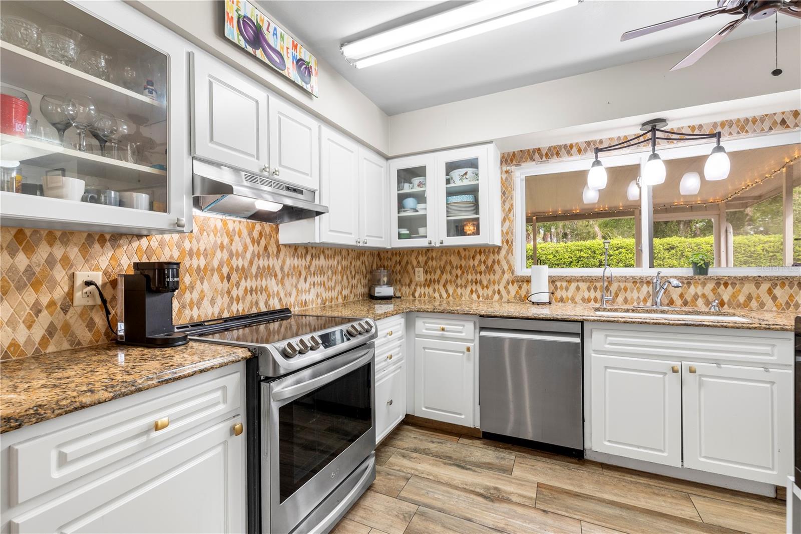 Image 23 of 68 For 7001 Twelve Oaks Boulevard