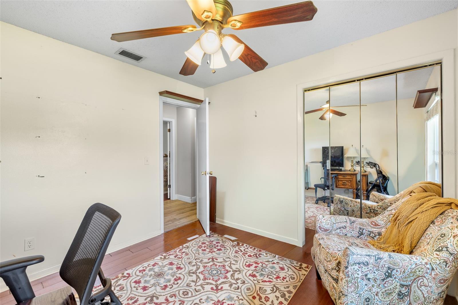 Image 35 of 68 For 7001 Twelve Oaks Boulevard