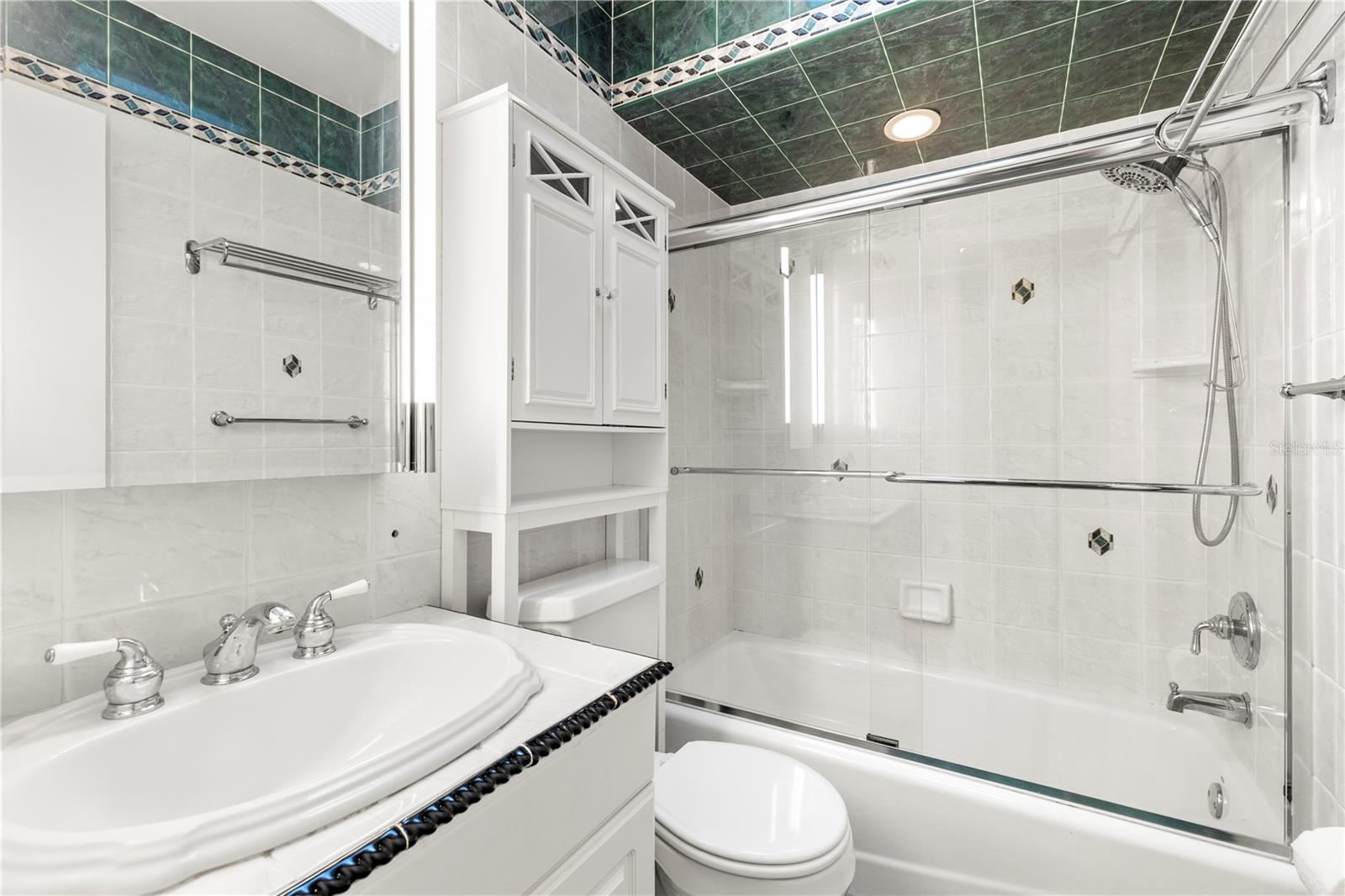 Image 36 of 68 For 7001 Twelve Oaks Boulevard