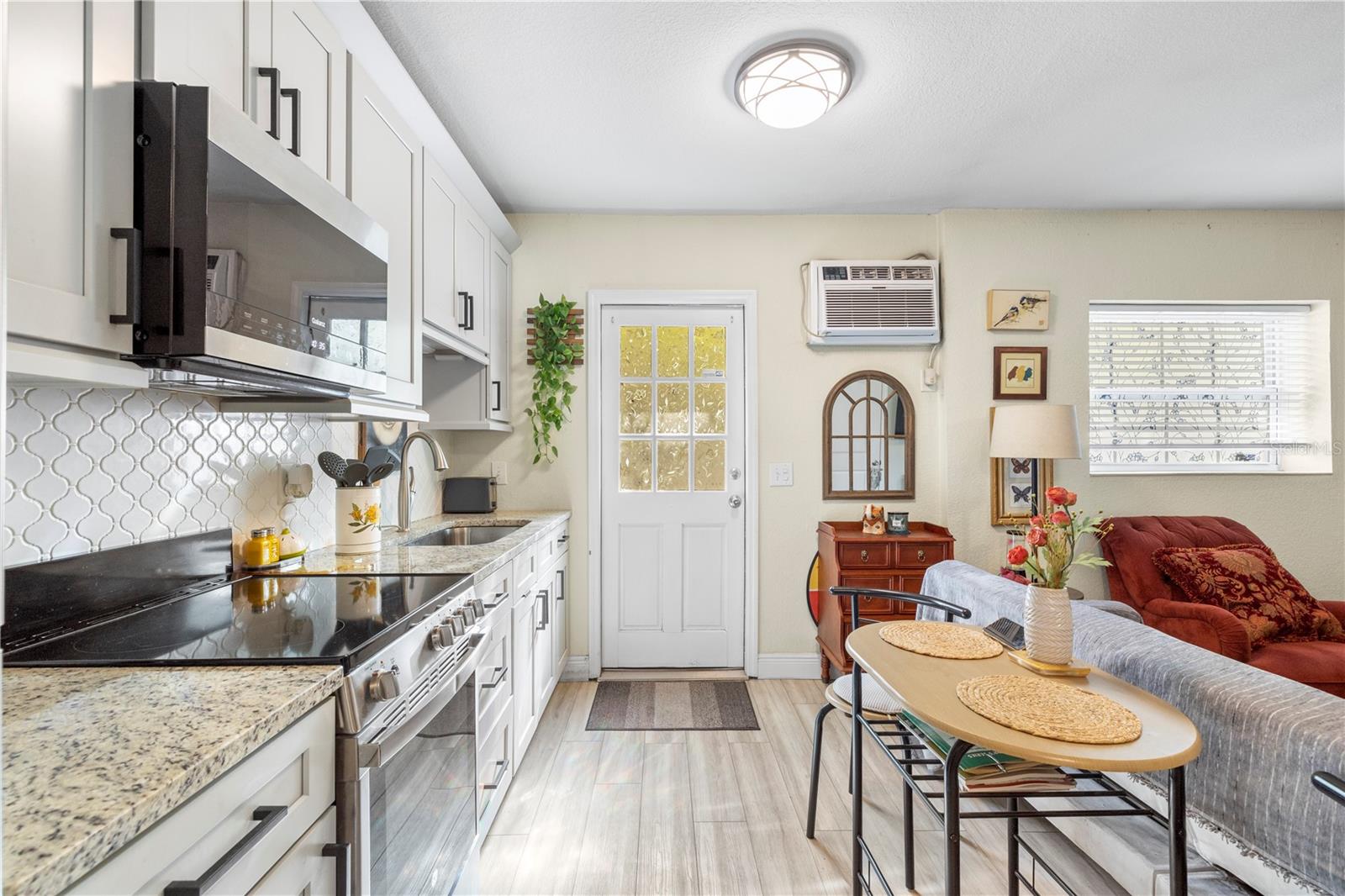 Image 4 of 68 For 7001 Twelve Oaks Boulevard