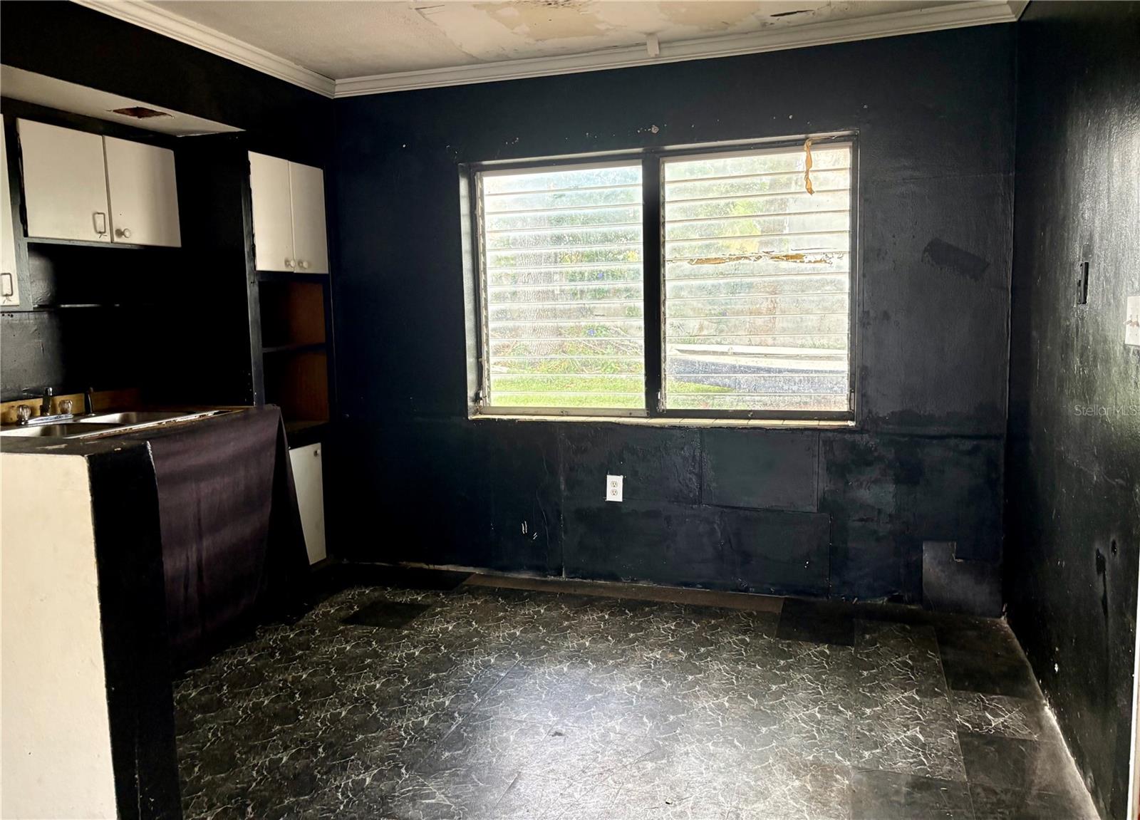 Image 6 of 7 For 7361 Royal Palm Drive