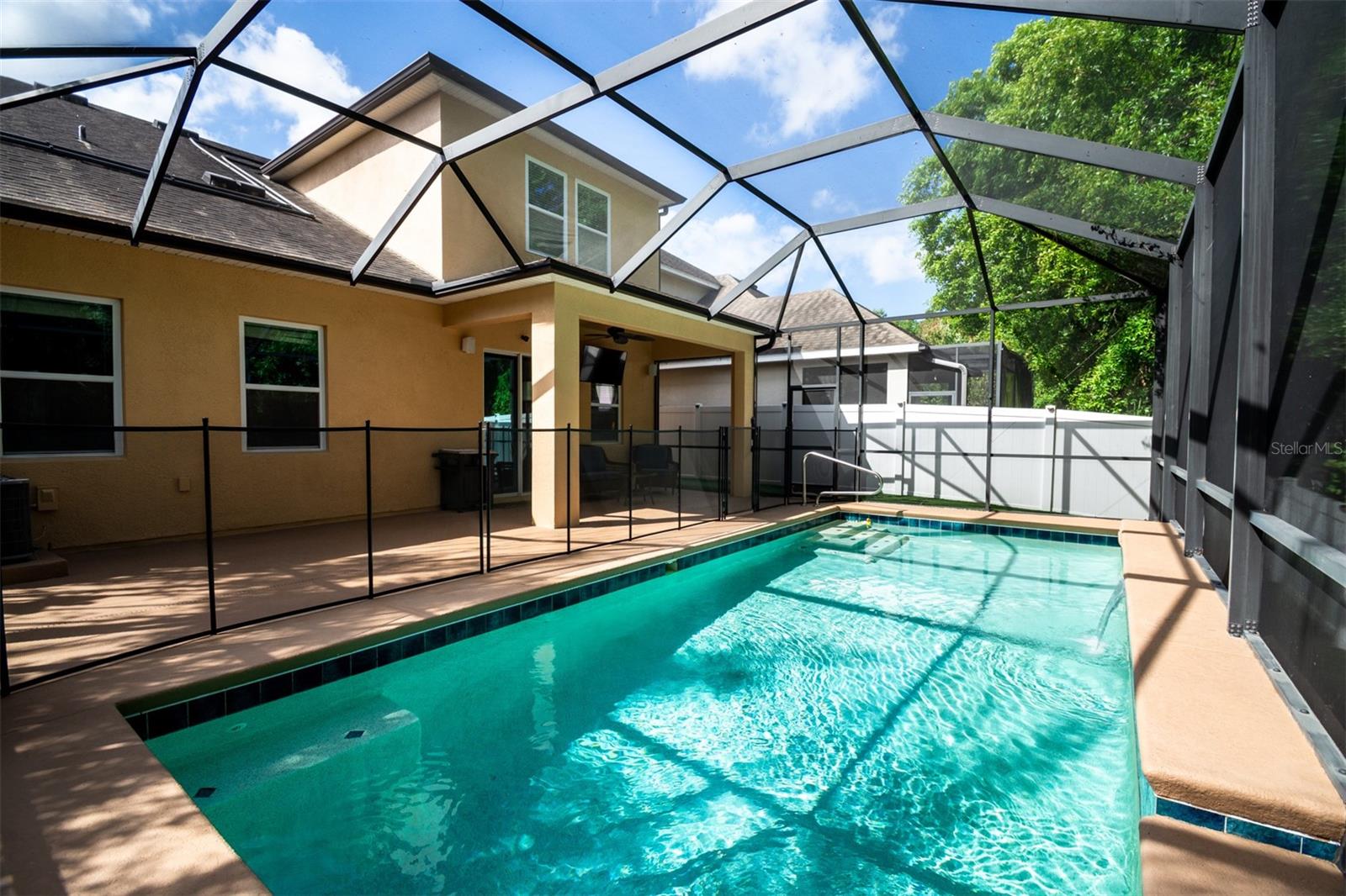 Image 2 of 46 For 11604 Quiet Forest Drive