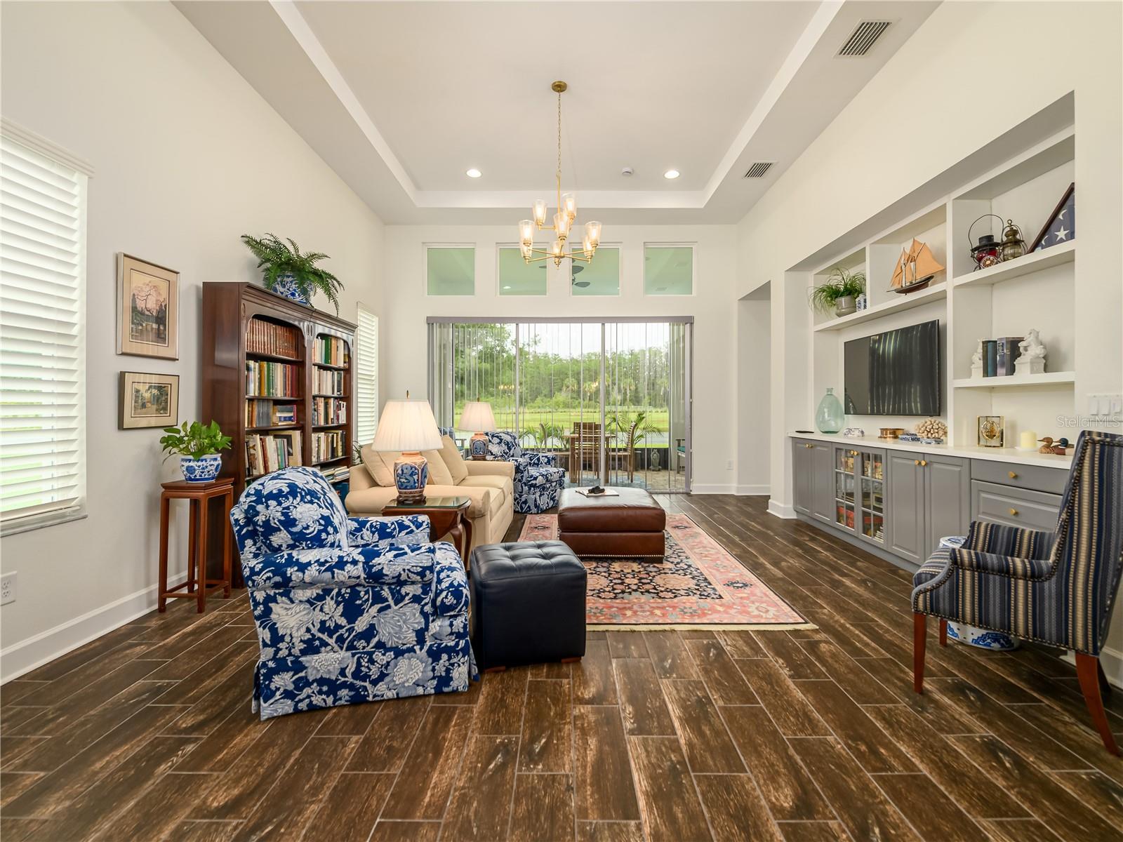 Image 12 of 36 For 4521 Barletta Court