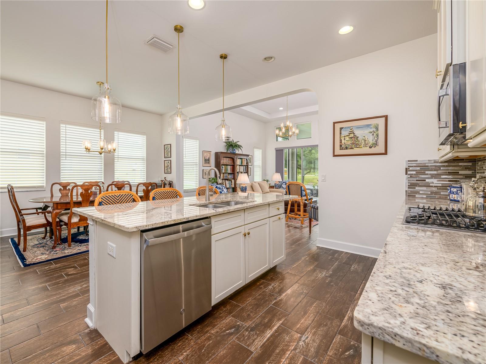 Image 23 of 36 For 4521 Barletta Court