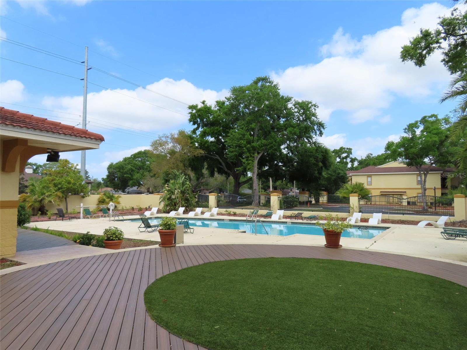 Listing photo id 12 for 5608 Pinnacle Heights Circle 109