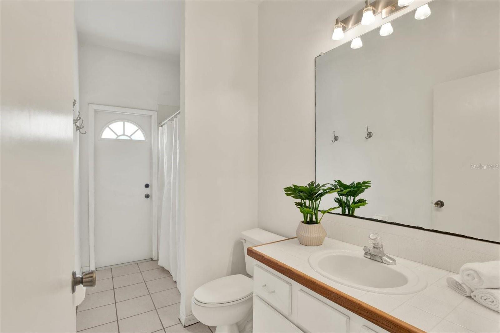 Image 26 of 33 For 2433 Saddlewood Lane