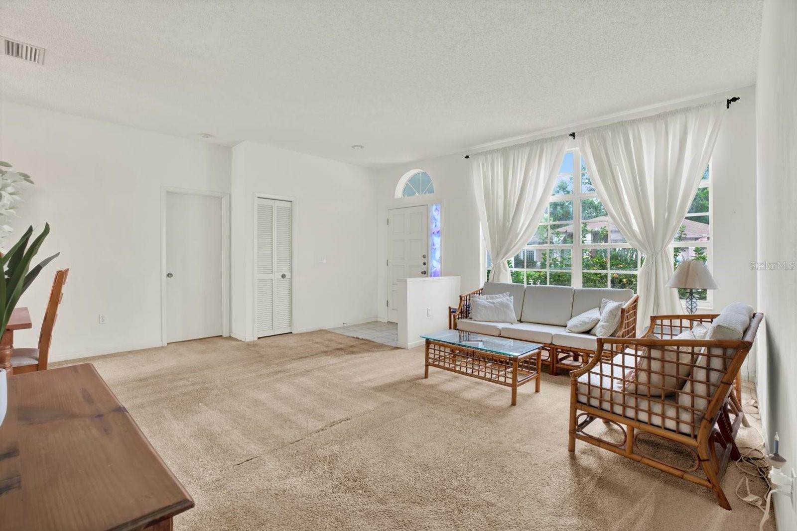 Image 6 of 33 For 2433 Saddlewood Lane