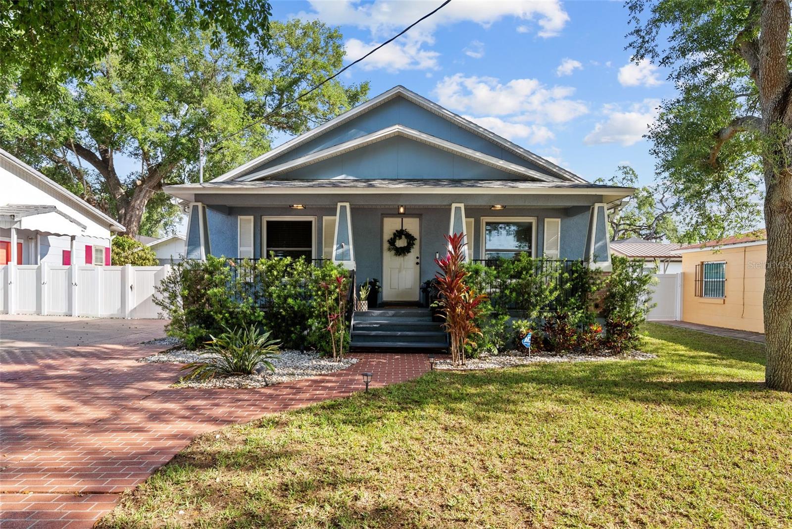 Listing photo id 28 for 3323 Pine Street