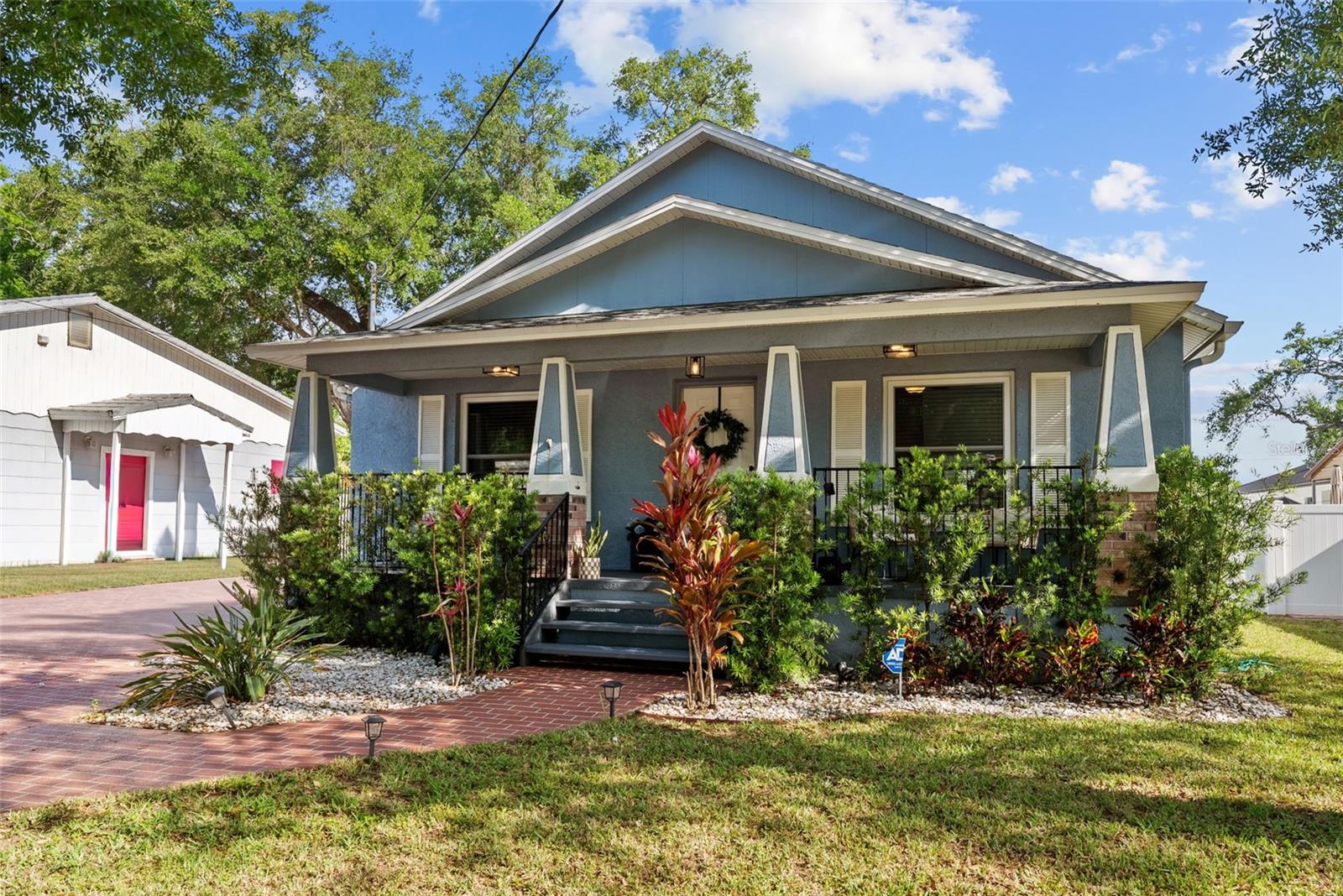 Listing photo id 29 for 3323 Pine Street