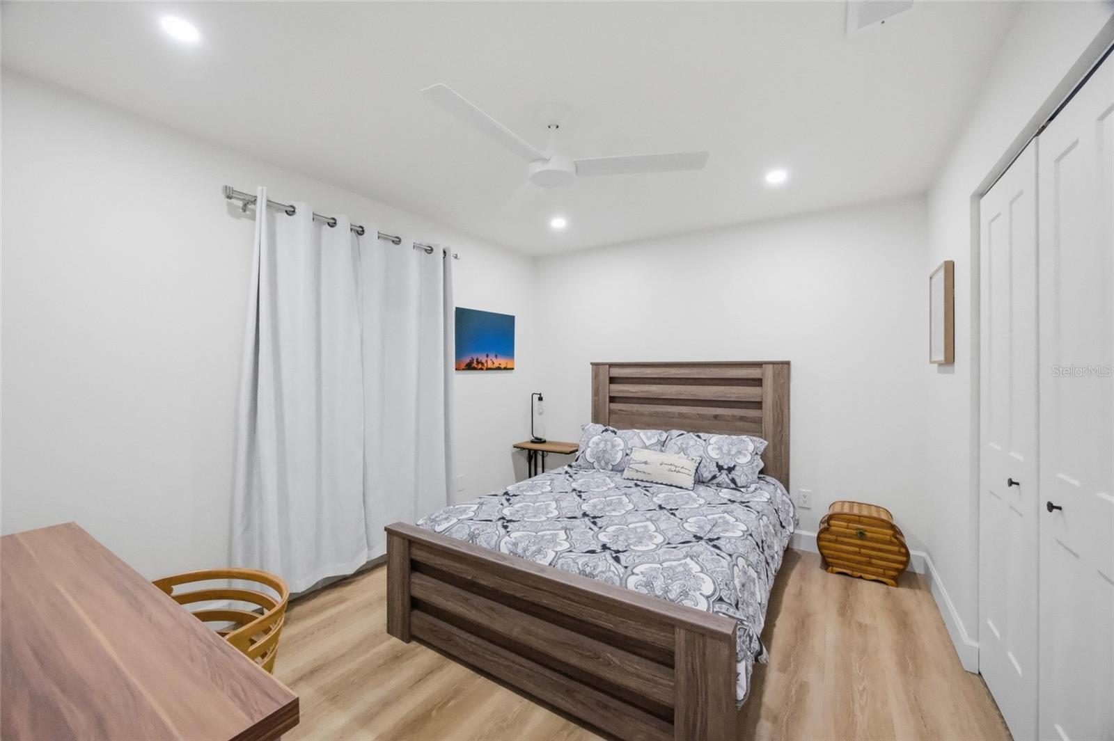 Image 23 of 40 For 2212 Lake Bay Way