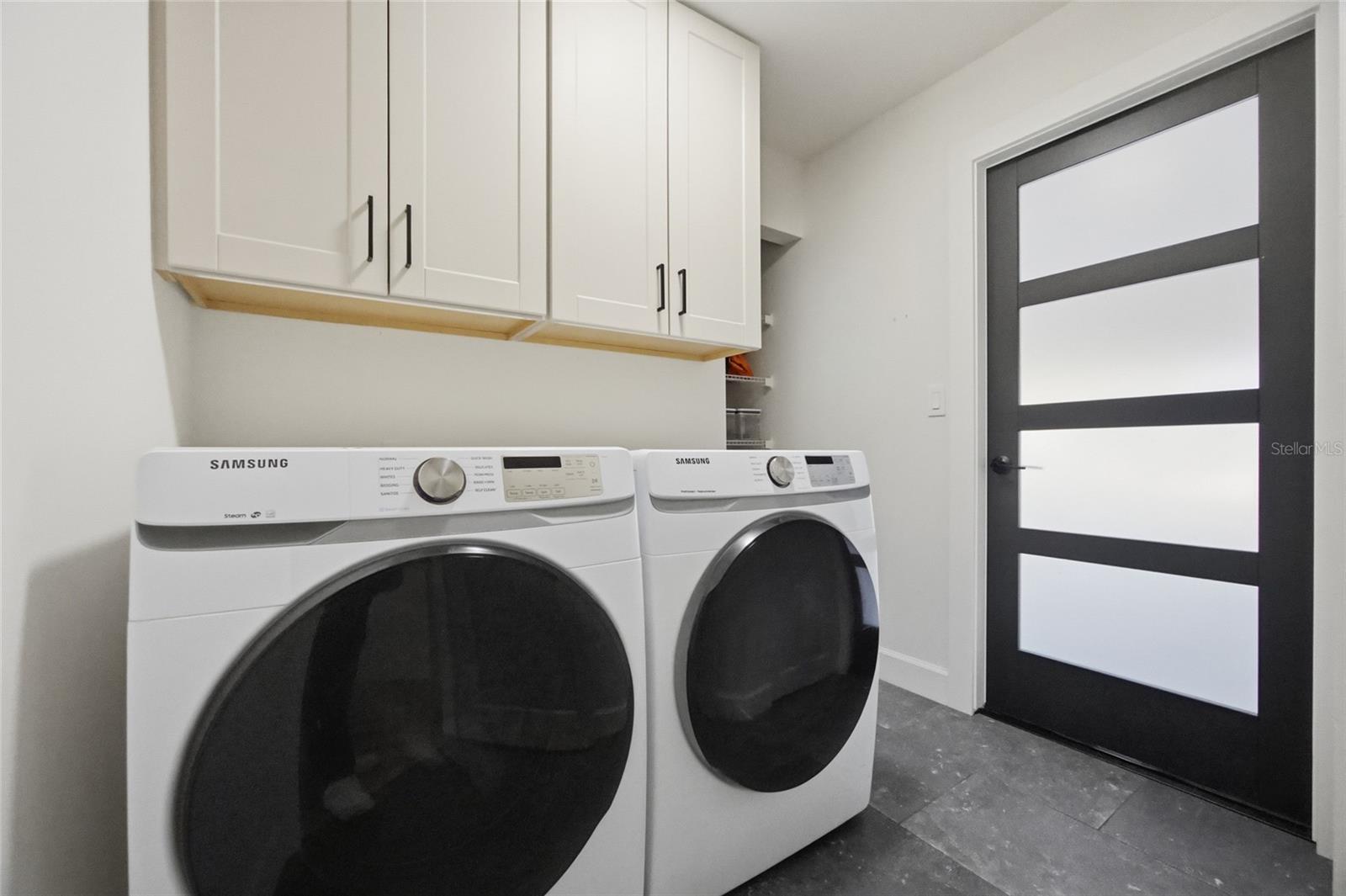 Image 27 of 40 For 2212 Lake Bay Way