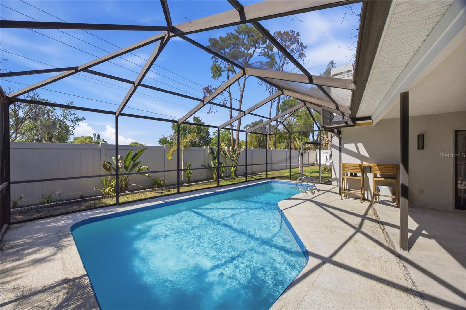 Image 30 of 40 For 2212 Lake Bay Way