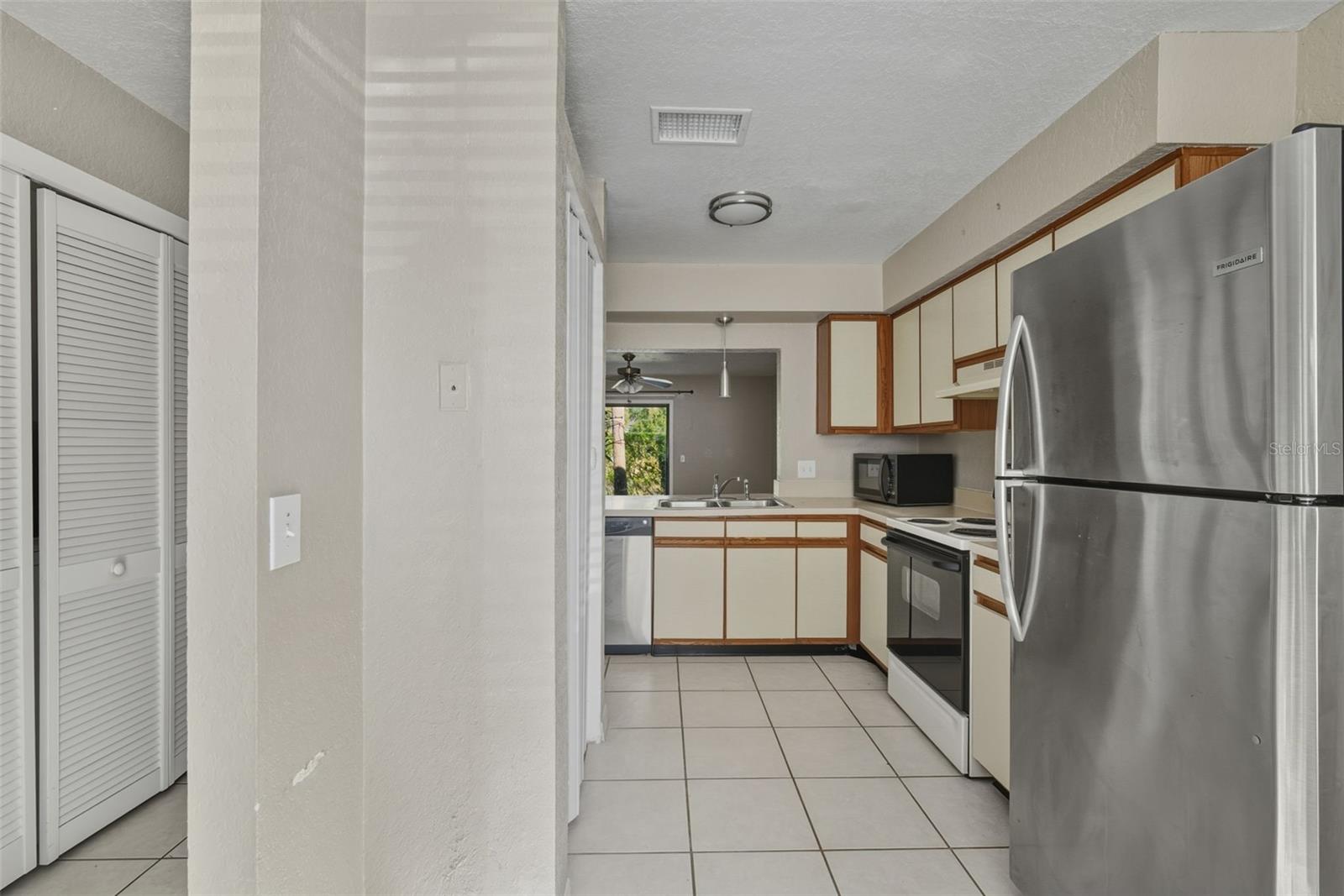 Image 5 of 40 For 16545 Brigadoon Drive