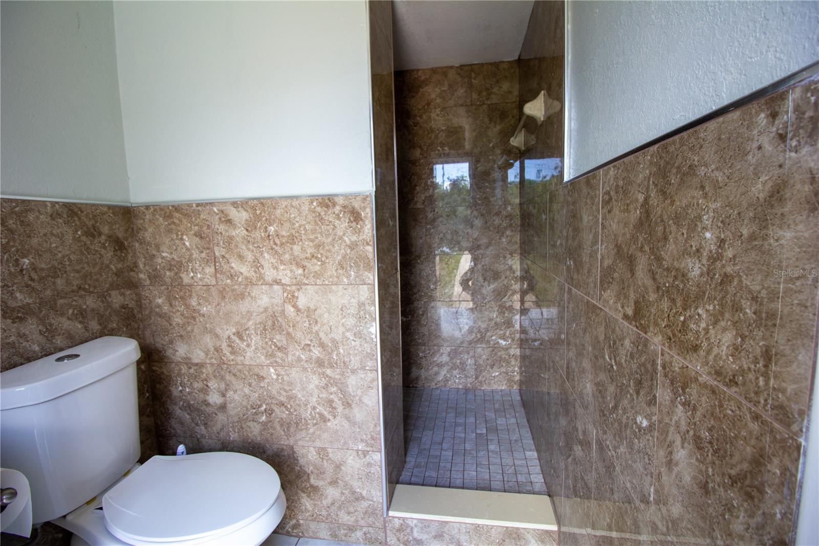 Image 9 of 24 For 10760 62nd Avenue