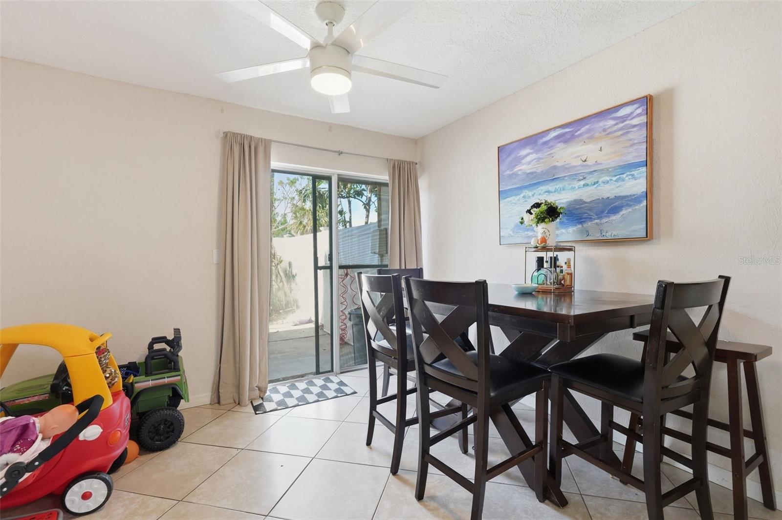 Listing photo id 14 for 7322 Stone Haven Court N 7322