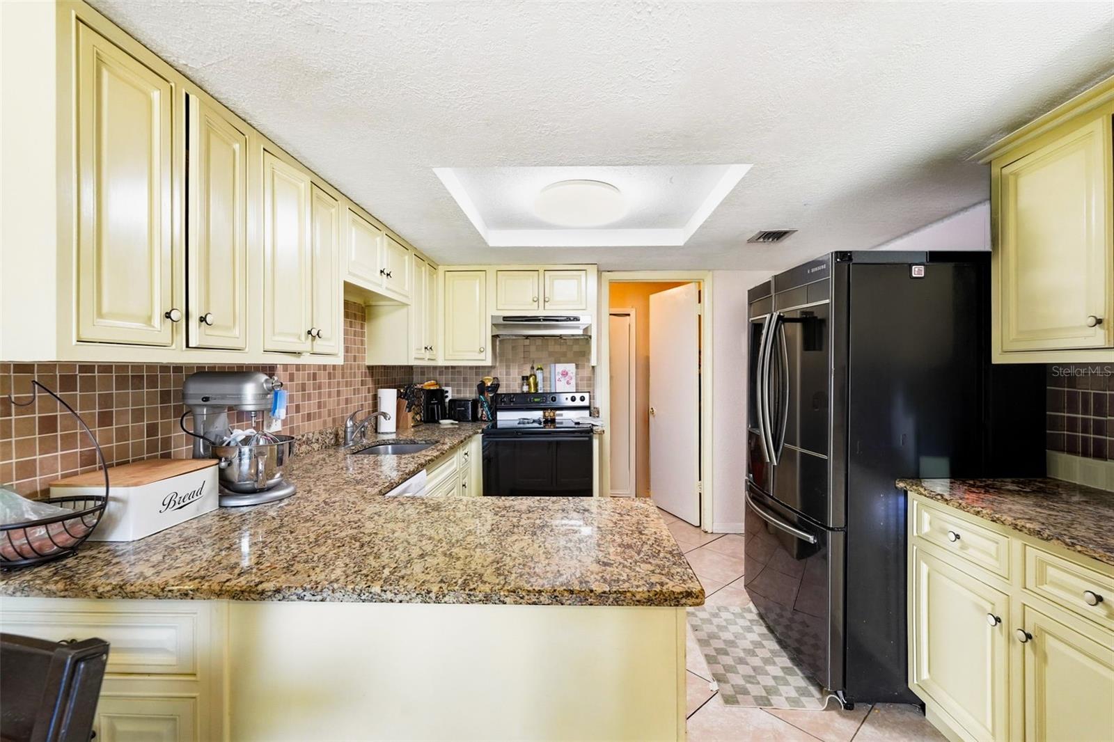 Listing photo id 15 for 7322 Stone Haven Court N 7322